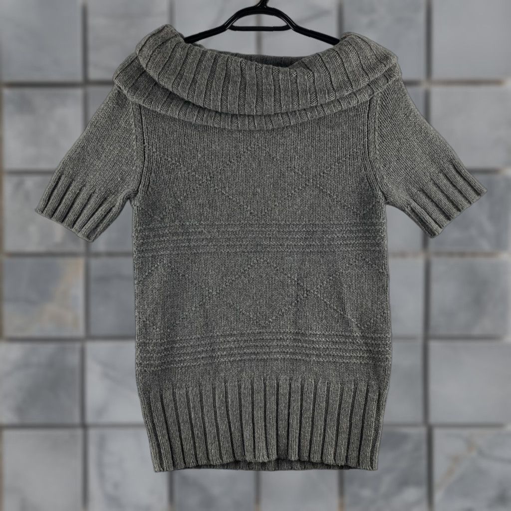 American Eagle Outfitters American Eagle Outfitters Sweater Womens M Gray Cowl Neck Pullover Knit Short Sleeve Casual Modern Vintage? Wait. Size M / US 6-8 / IT 42-44 - 1 Thumbnail