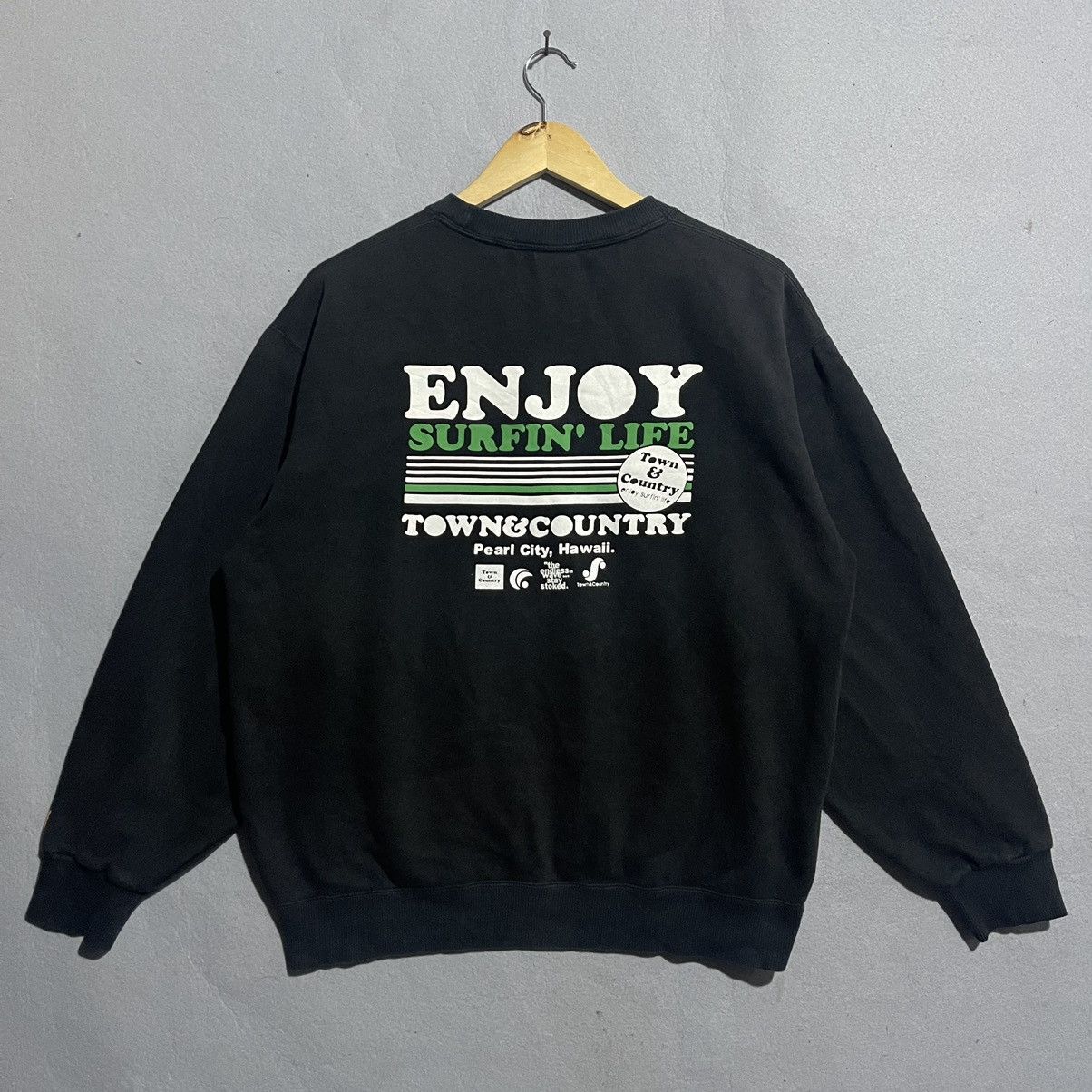 Y2K Town & Country Surf Sweatshirt Black Graphic