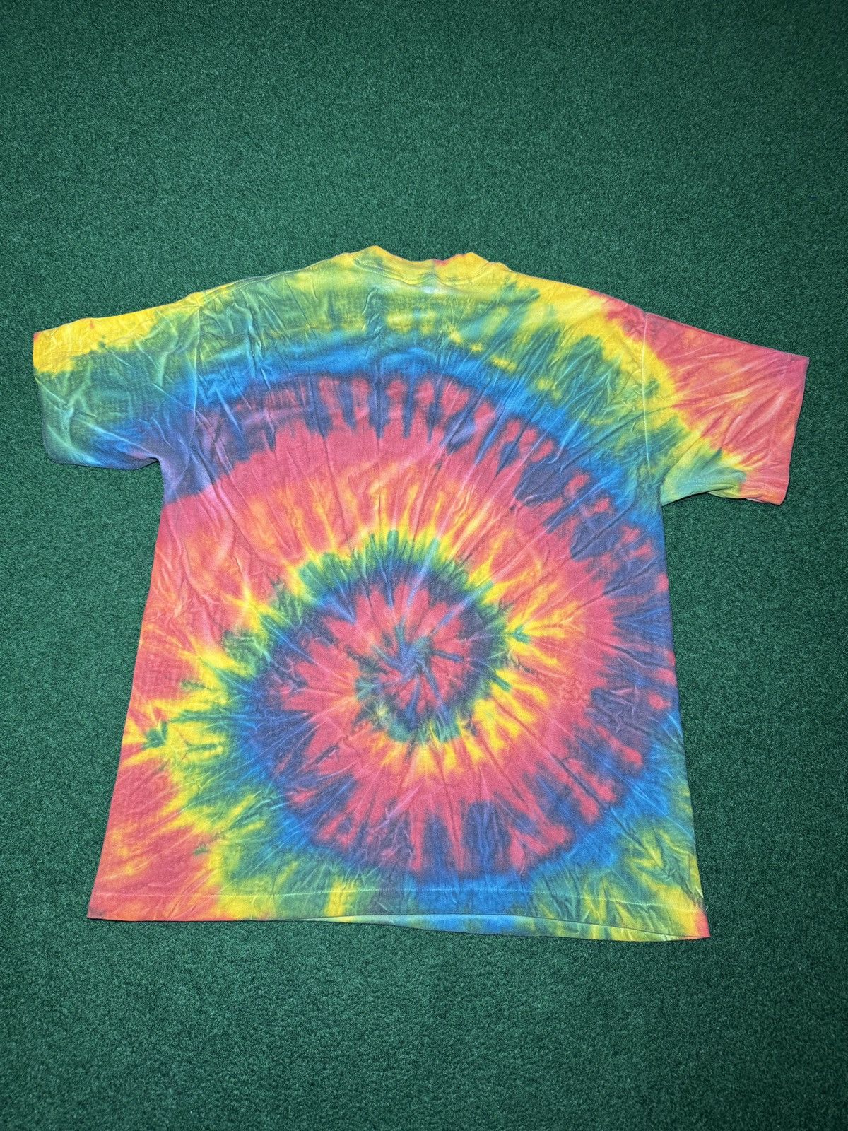 Vintage Vintage 90s Tie Dye Hippie Retro Spiral Lrg Pocket T Shirt Size US L / EU 52-54 / 3 - 3 Thumbnail