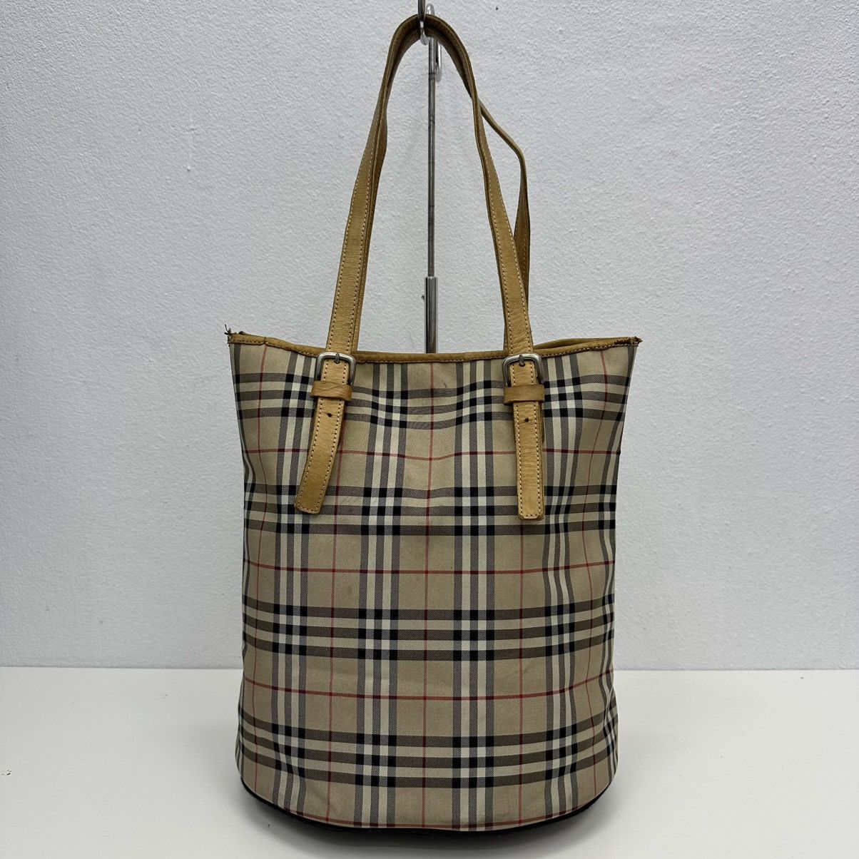 Burberry ‼️YES‼️BURBERRYS BLUE LABEL NOVA CHECK BUCKET SHOULDER BAG Size ONE SIZE - 5 Thumbnail