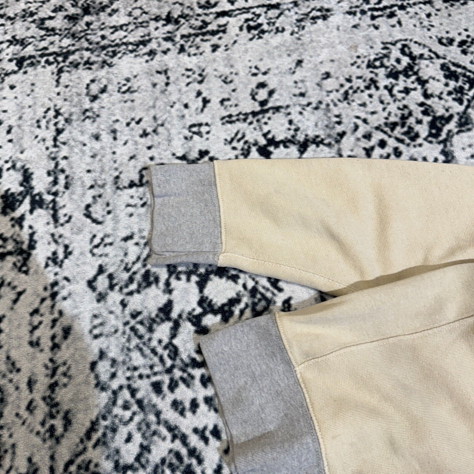 Levi's × Vintage Vintage Levis Unisex Beige Cotton Crewneck Size XL Y2K S Size US XL / EU 56 / 4 - 8 Thumbnail