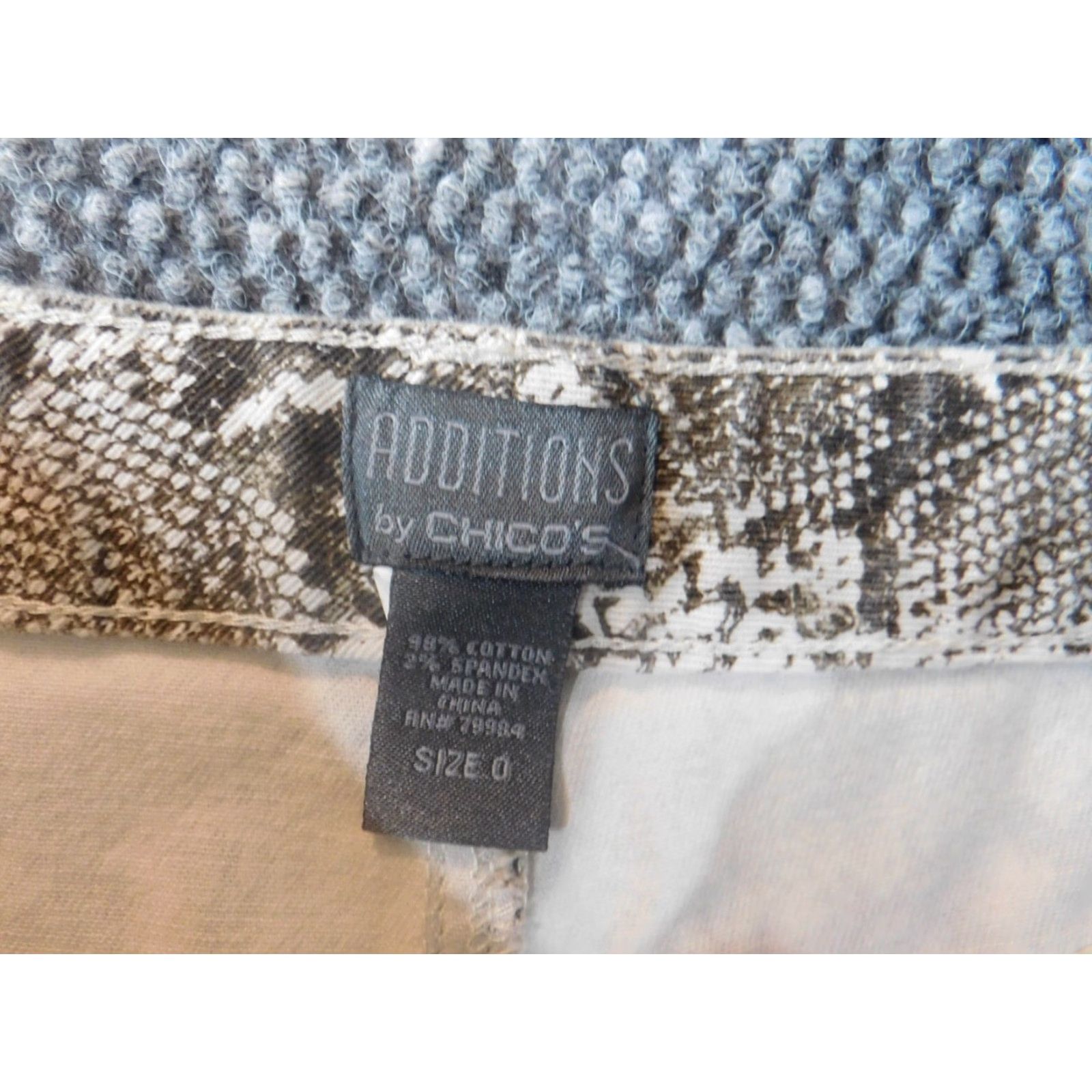 Vintage Chico's Skirt A-Line Women 0 Beige Animal Print Snake Brand: Chico's Size 0 Knee Length Ruffle Lined Size 25" / US 0 / IT 36 - 5 Thumbnail