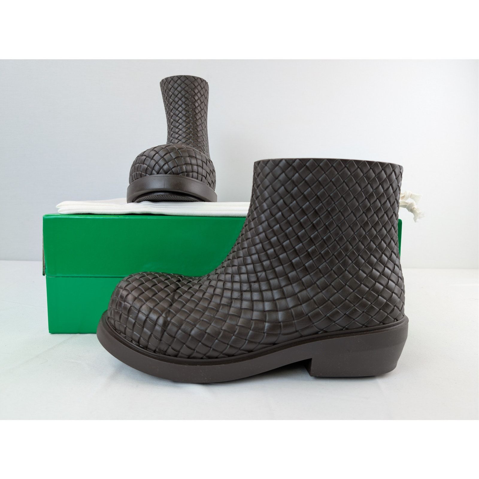 Bottega Veneta o1rshd1 Q:2 / Biogum Fireman Ankle Boots in Fondant Size US 11 / EU 44 - 16 Thumbnail