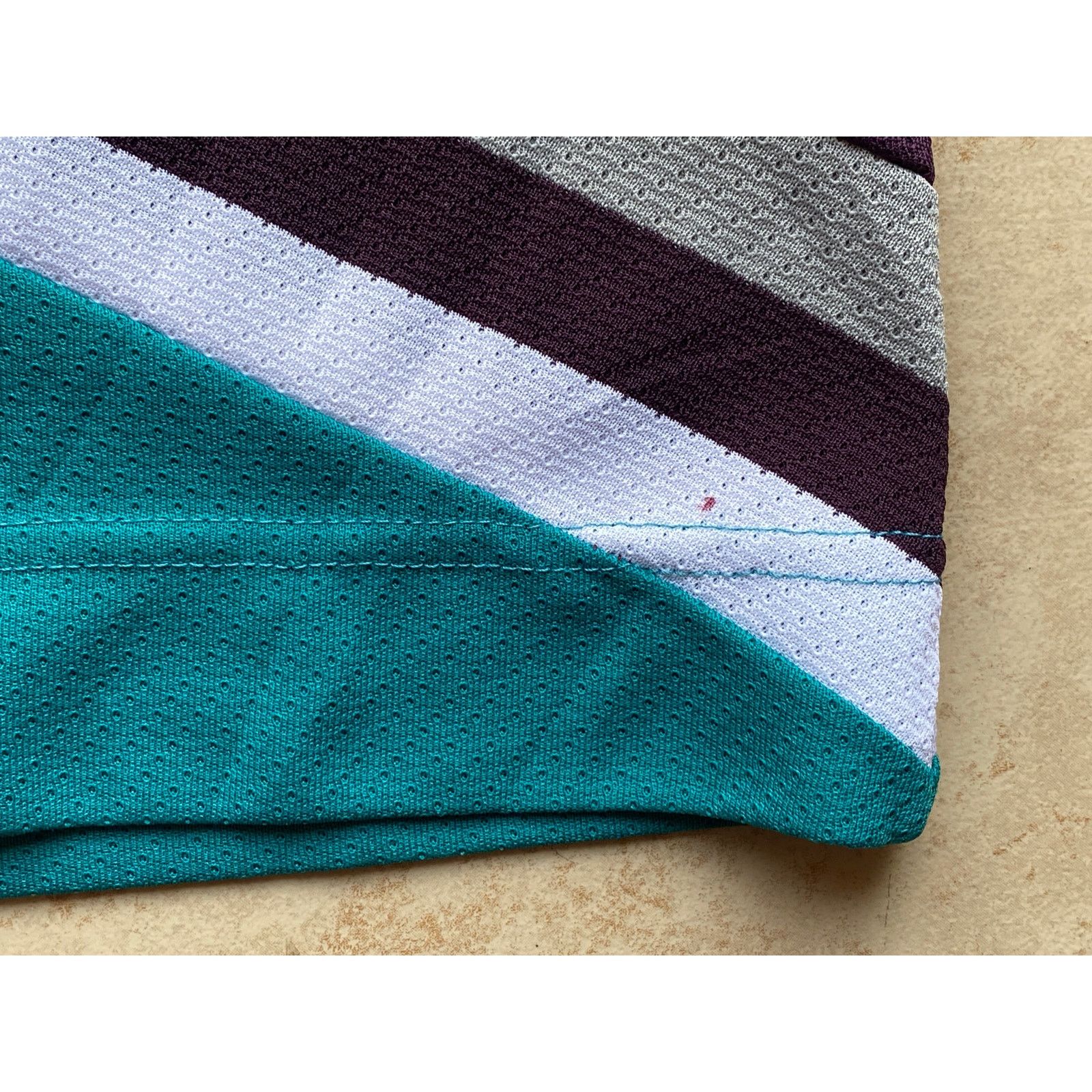 Koho × NHL Anaheim Mighty Ducks 2000s KOHO jersey M purple NHL vintage Size US M / EU 48-50 / 2 - 6 Thumbnail