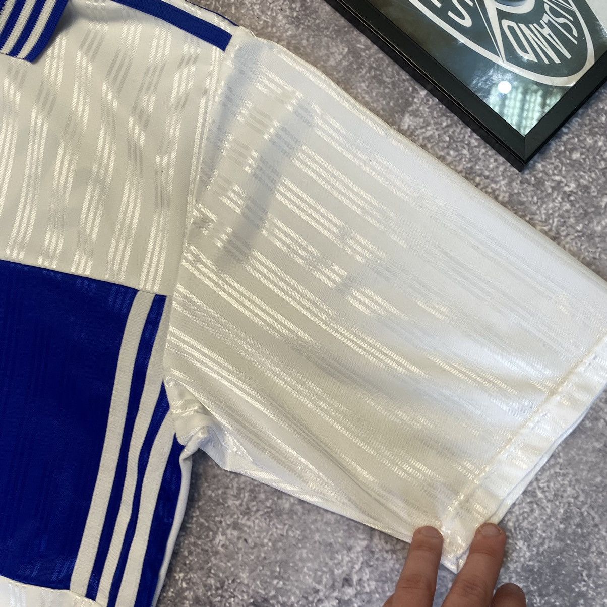 Adidas × Vintage Vintage Adidas Schalke 04 Number 7 2000’s soccer jersey Size US S / EU 44-46 / 1 - 7 Thumbnail