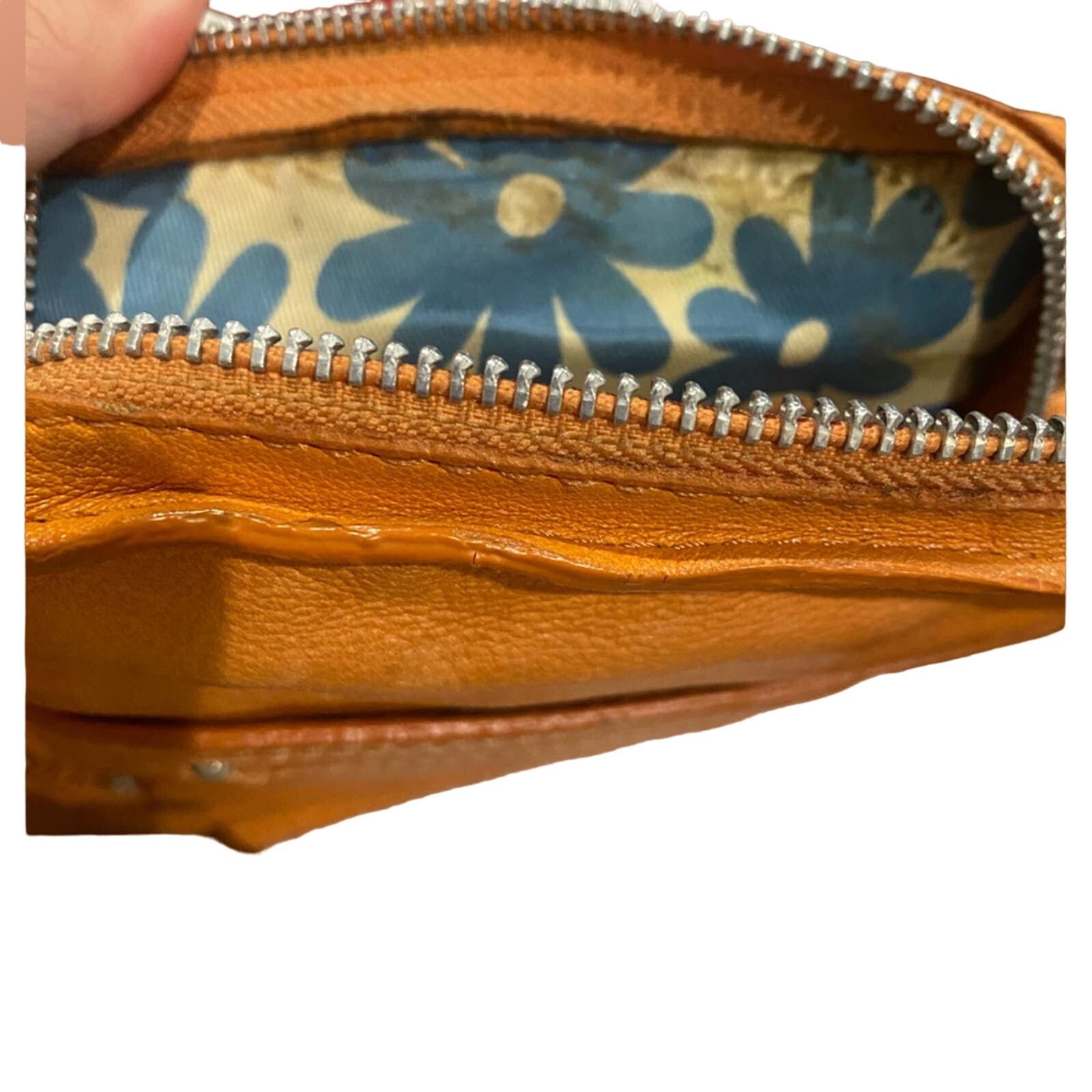 Other Nino Bossi GENUINE LEATHER Crossbody Tan Brown Zipper Bag Size ONE SIZE - 8 Thumbnail