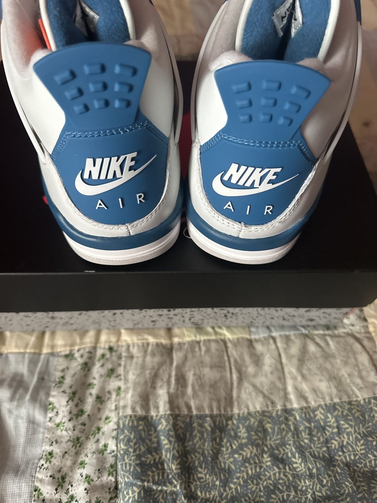 Jordan Brand Air Jordan 4 Retro Military Blue Size US 7 / EU 40 - 4 Thumbnail