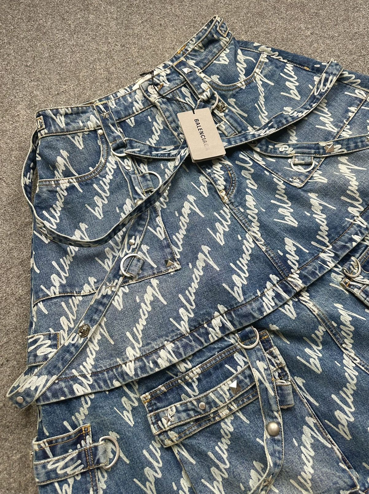 Balenciaga Balenciaga - Demna Gvasalia • Raver Script Logo Maxi Skirt • Size 26" / US 2 / IT 38 - 4 Thumbnail
