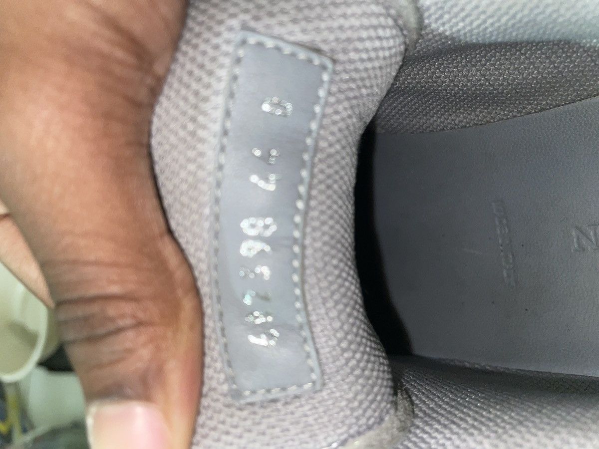 Alexander McQueen Alexander McQueen Oversized Sneaker Silver Iridescent Size US 11 / EU 44 - 7 Thumbnail