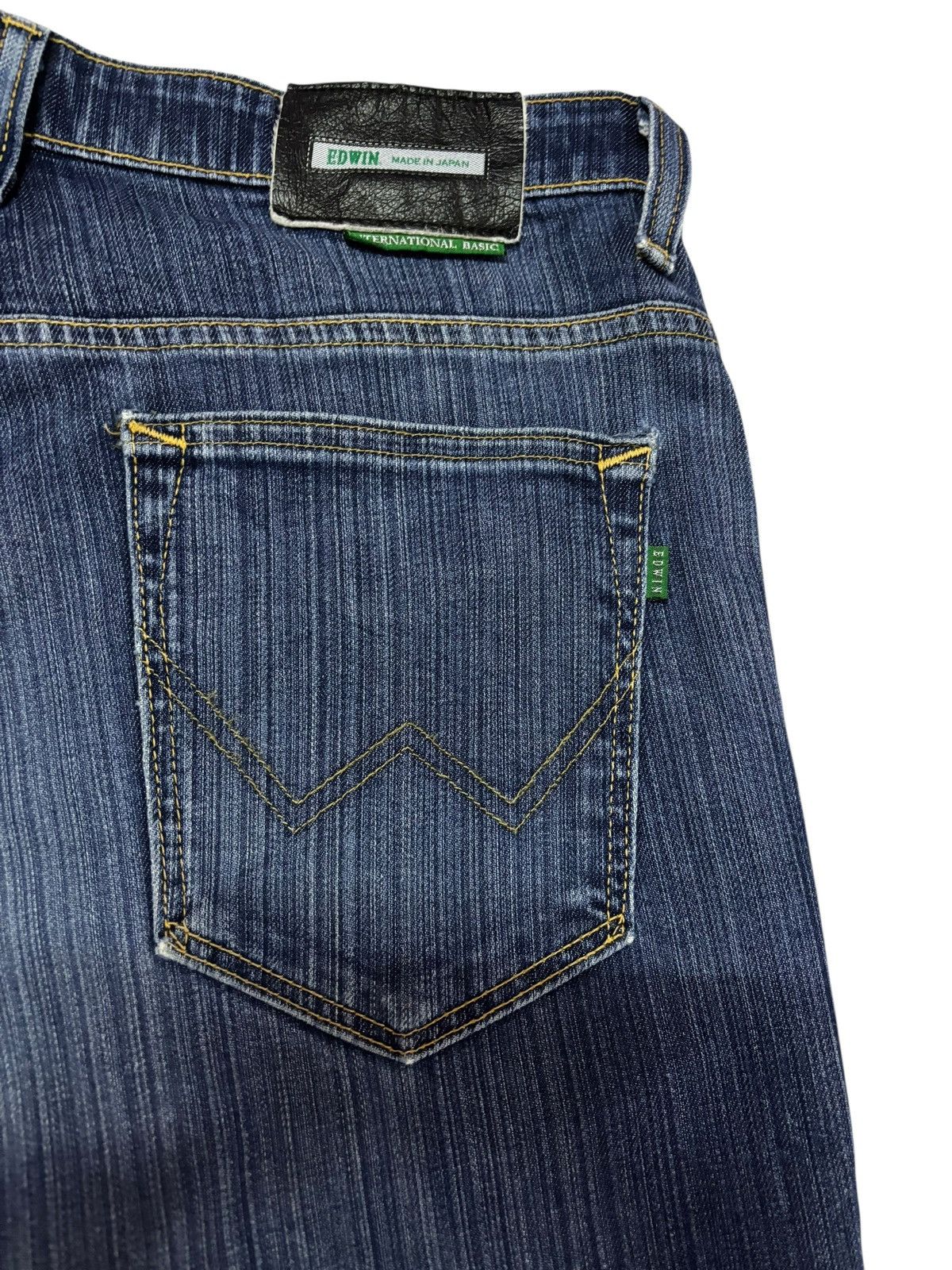 Edwin Vtg Edwin Japan 403 Distressed Jeans Size US 33 - 8 Thumbnail
