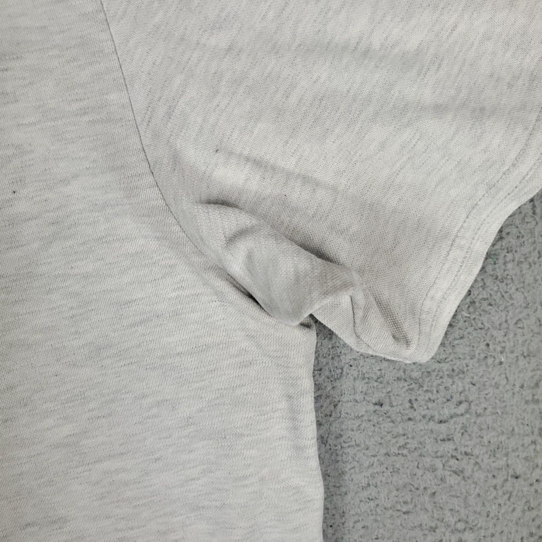 TravisMathew Travis Mathew Golf Gray Short Sleeve Polo Shirt Size Large Casual Mens Stained Size US L / EU 52-54 / 3 - 7 Thumbnail