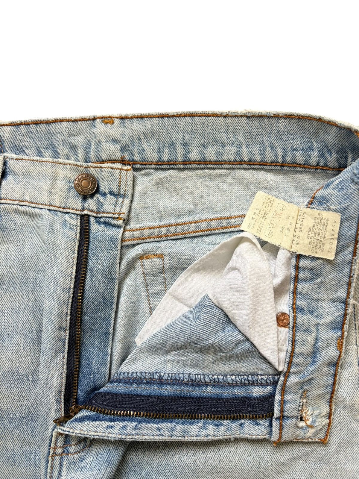 Levi's Vintage 90s Levis 515 Light Wash Distressed Jeans Size US 30 / EU 46 - 4 Thumbnail