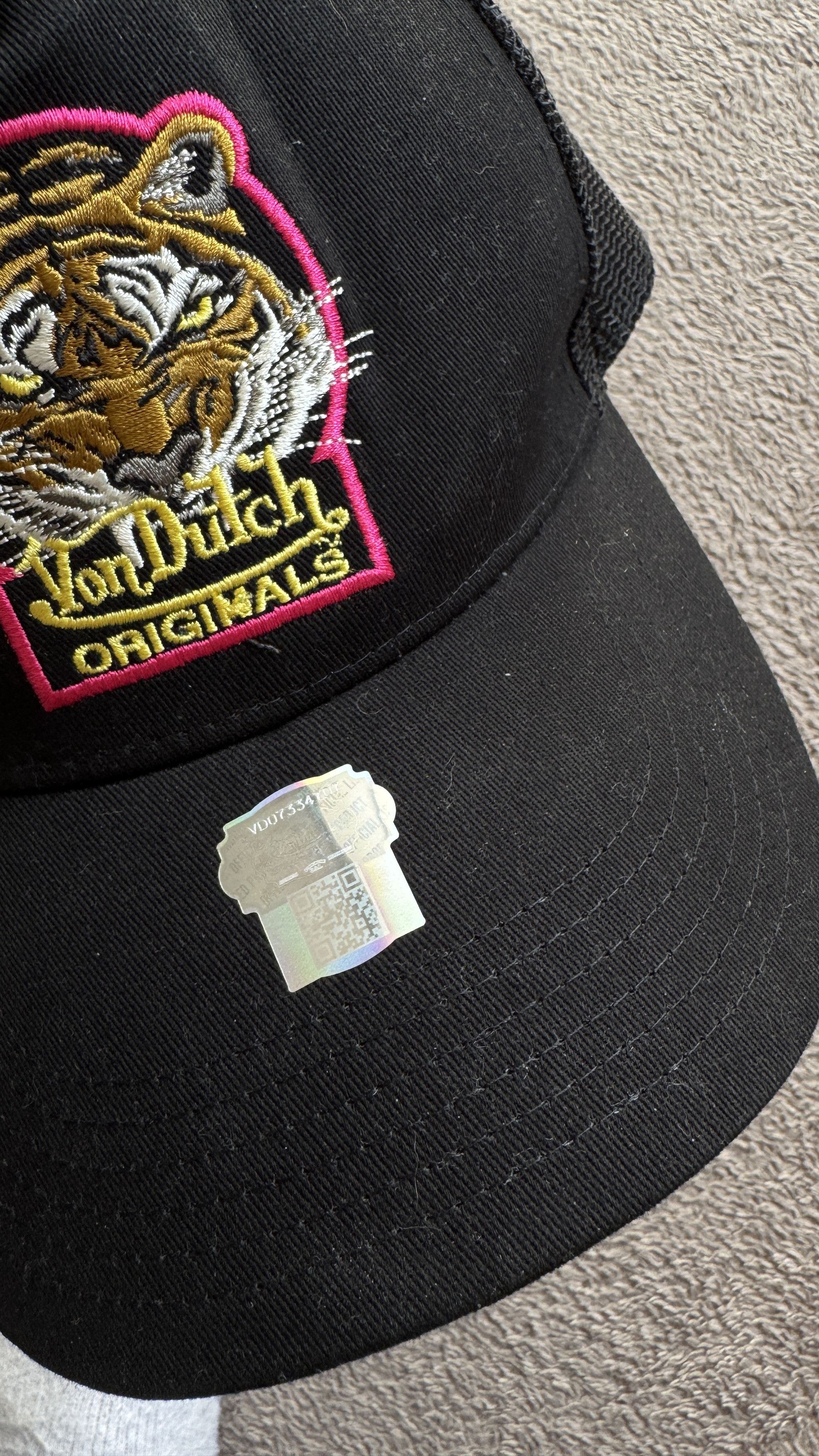 Ed Hardy × Von Dutch Von Dutch Y2K vintage Tiger Logo Trucker Hat Cap Size ONE SIZE - 3 Thumbnail