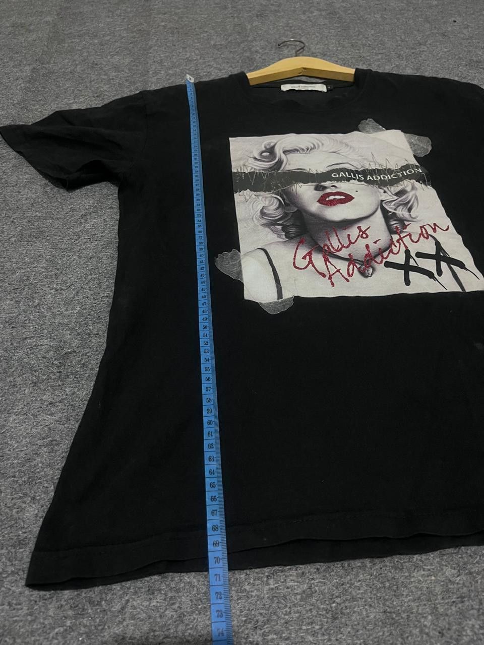 Band Tees Marilyn Monroe T shirt Gallis Addiction Vintage Size US L / EU 52-54 / 3 - 9 Thumbnail