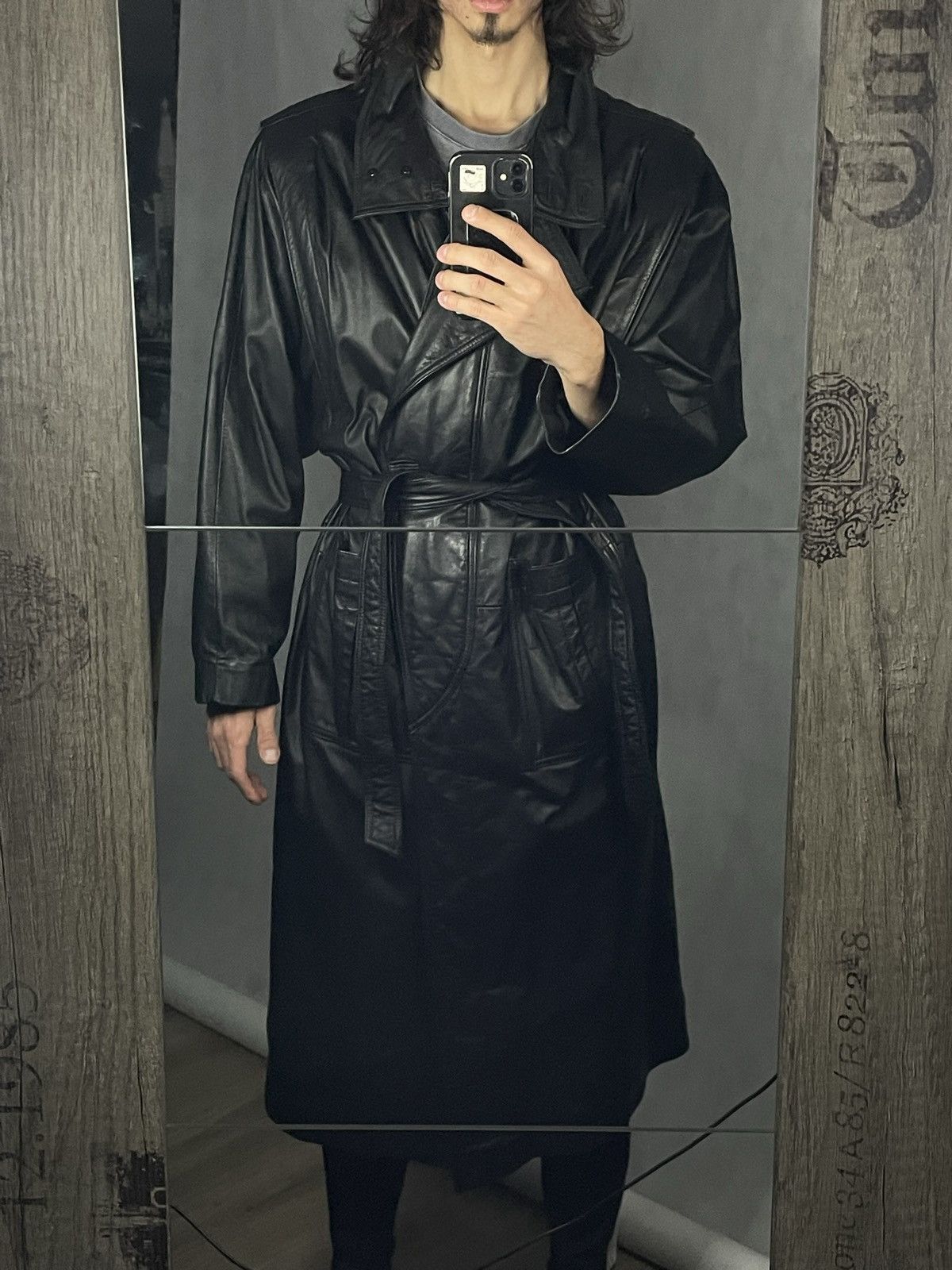 Japanese Brand × Vintage Black Vintage 90s Y2k Long Leather Belted Jacket Designer Size US L / EU 52-54 / 3 - 1 Thumbnail