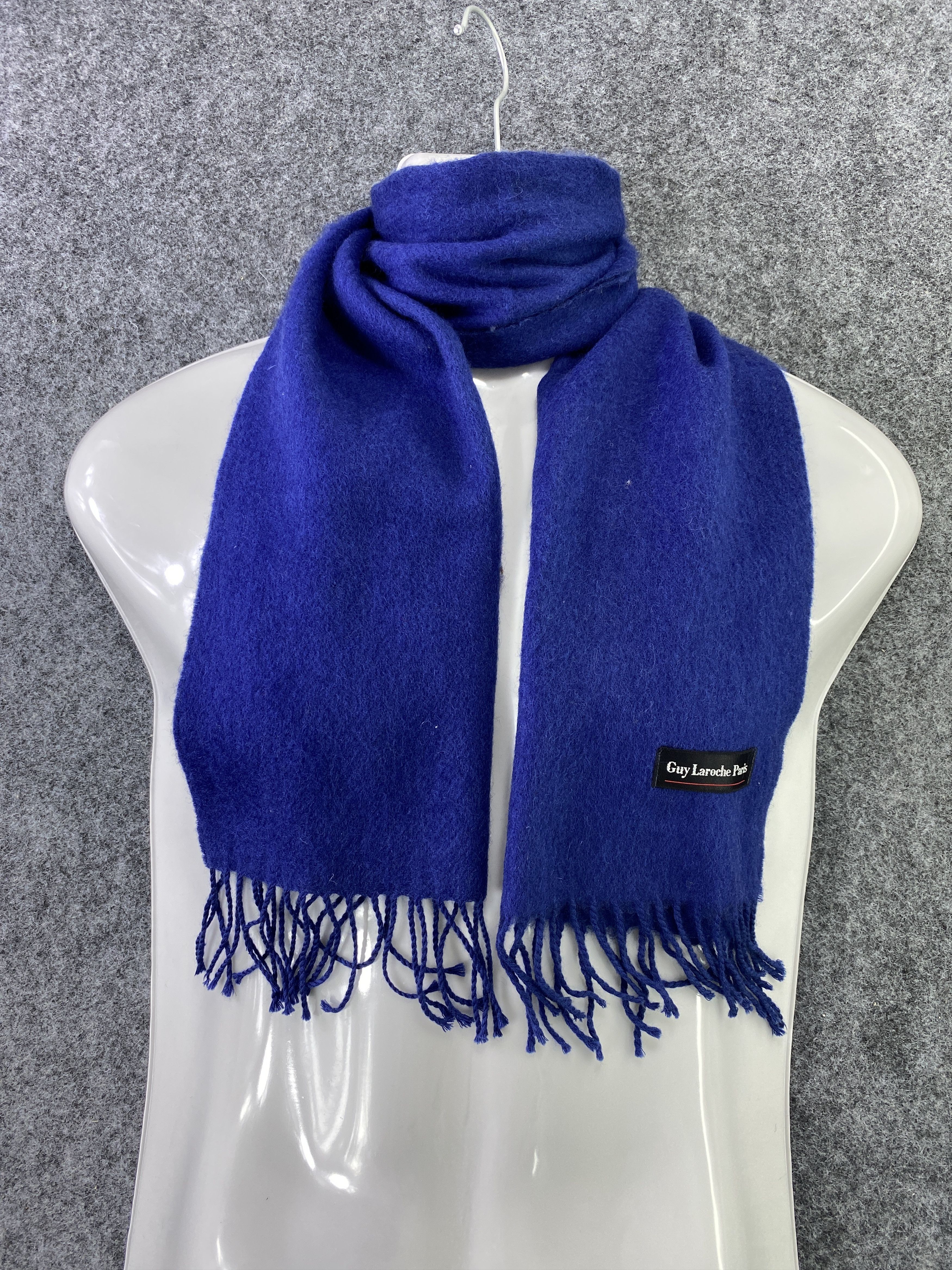 Guy Laroche Guy Laroche Scarf / Muffler / Neckwear -T317 Size ONE SIZE - 2 Thumbnail