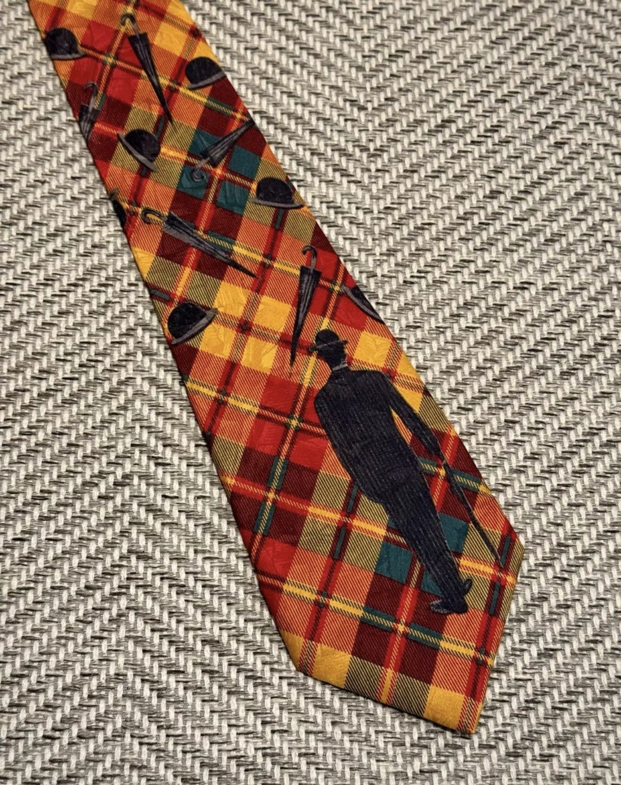 Jean Paul Gaultier Jean Paul Gaultier Plaid Figure & Umbrella Handle Tie K24 Size ONE SIZE - 1 Thumbnail
