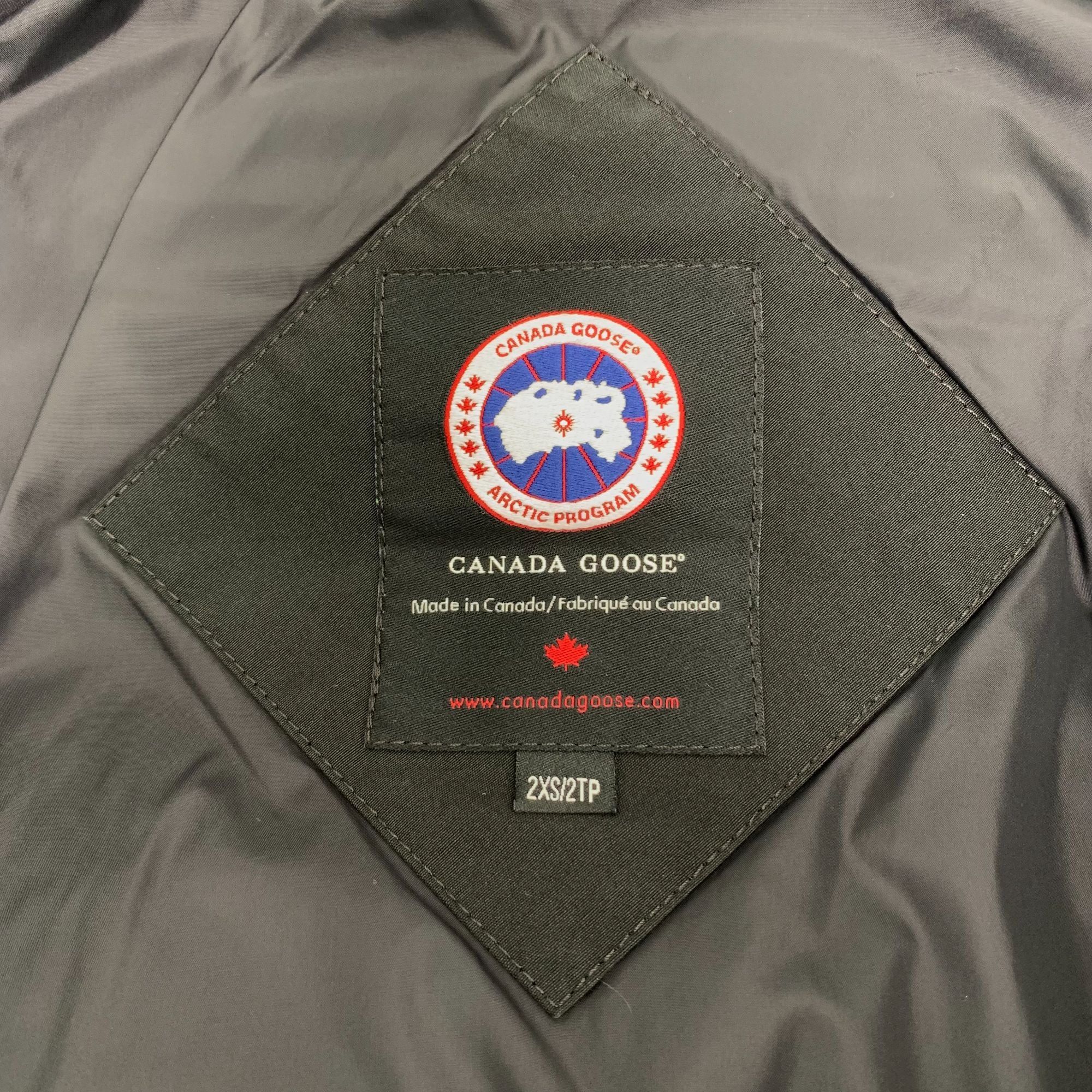 Canada Goose Canada Goose Womens Black Hooded Down Jacket With Faux Fur T Size XXS / US 00 / IT 34 - 12 Thumbnail