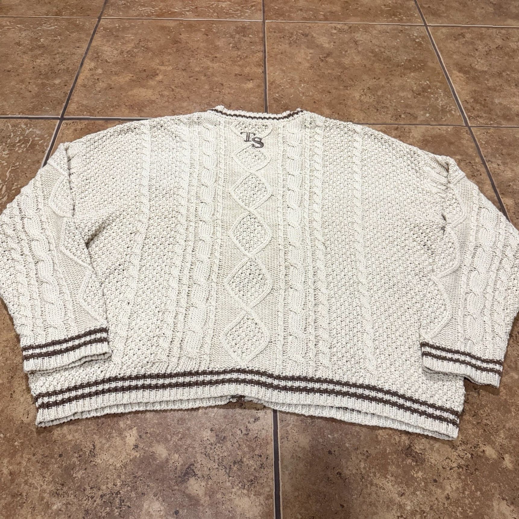 Vintage Taylor Swift Cardigan Folklore Patch XL 2XL Beige Women Knit V-Neck Long Sleeve Casual Vintage: No, Contemporary? Size XL / US 12-14 / IT 48-50 - 7 Thumbnail