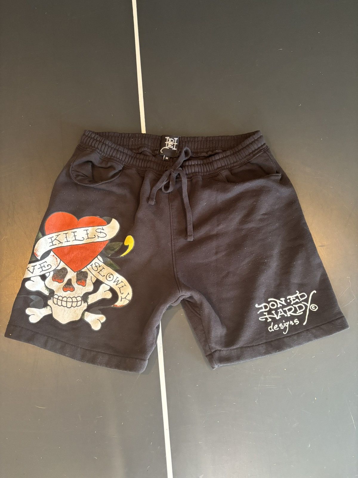 Ed Hardy Ed Hardy Black Sweat Shorts Skull Printed Vintage Streetwear Size US 32 / EU 48 - 1 Thumbnail
