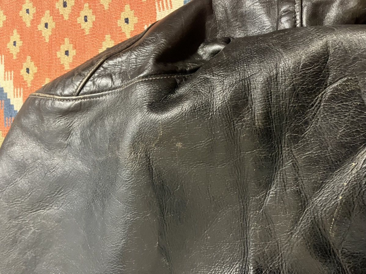 Japanese Brand Vintage 50’s cropped leather bomber jacket Size US L / EU 52-54 / 3 - 21 Thumbnail