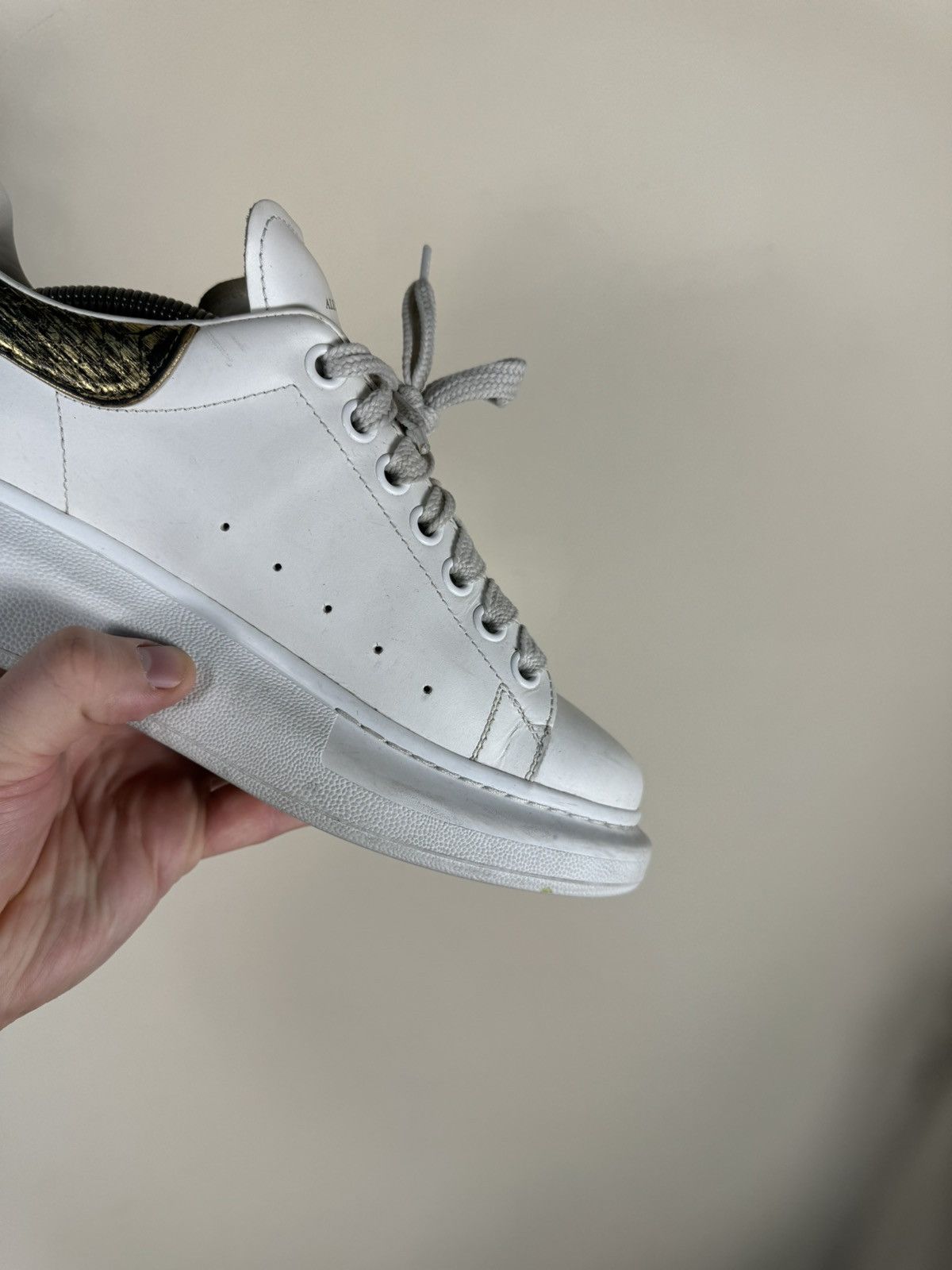 Alexander McQueen Alexander McQueen Oversized Gold Python Print Sneakers Size US 11 / IT 41 - 12 Thumbnail