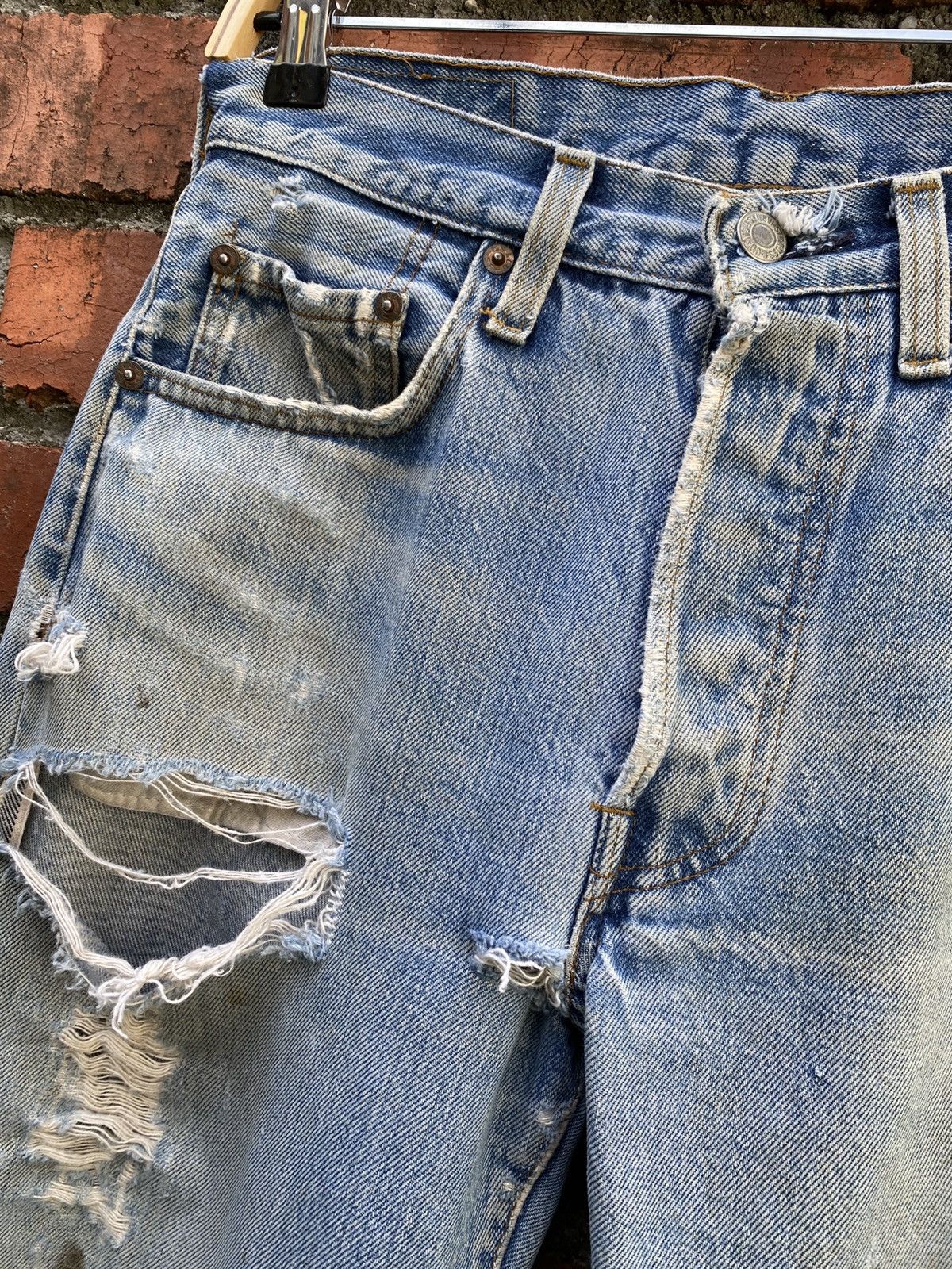 Levi's Vintage Clothing W29x28 Vintage levi's 501 distressed ripped redline #524 Size US 29 - 6 Thumbnail