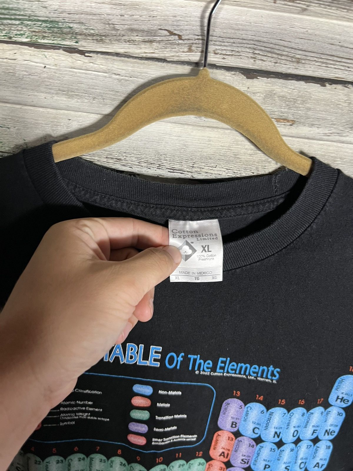 Vintage Vintage Periodic Table of Elements Shirt Size US XL / EU 56 / 4 - 5 Thumbnail