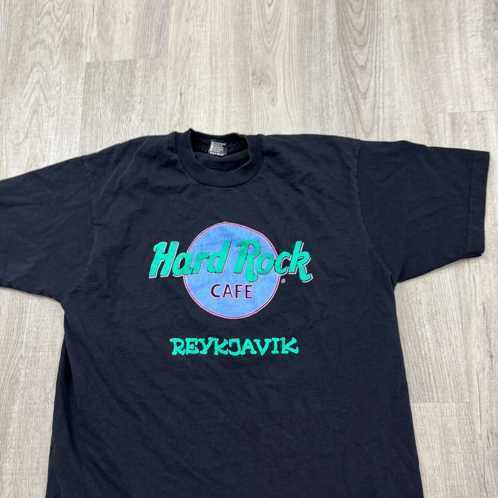 Vintage Vintage Hard Rock Cafe Reykjavik Iceland Shirt Men's XL 90s Size US XL / EU 56 / 4 - 2 Thumbnail