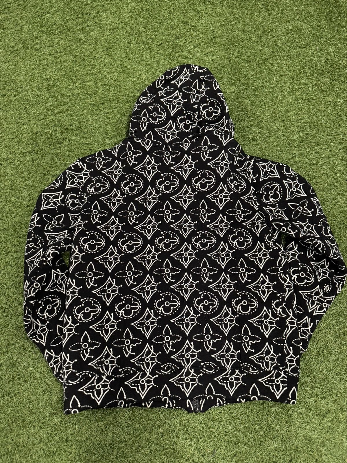 Louis Vuitton Louis Vuitton X NBA Monogram Zip Jacket Size US M / EU 48-50 / 2 - 2 Thumbnail