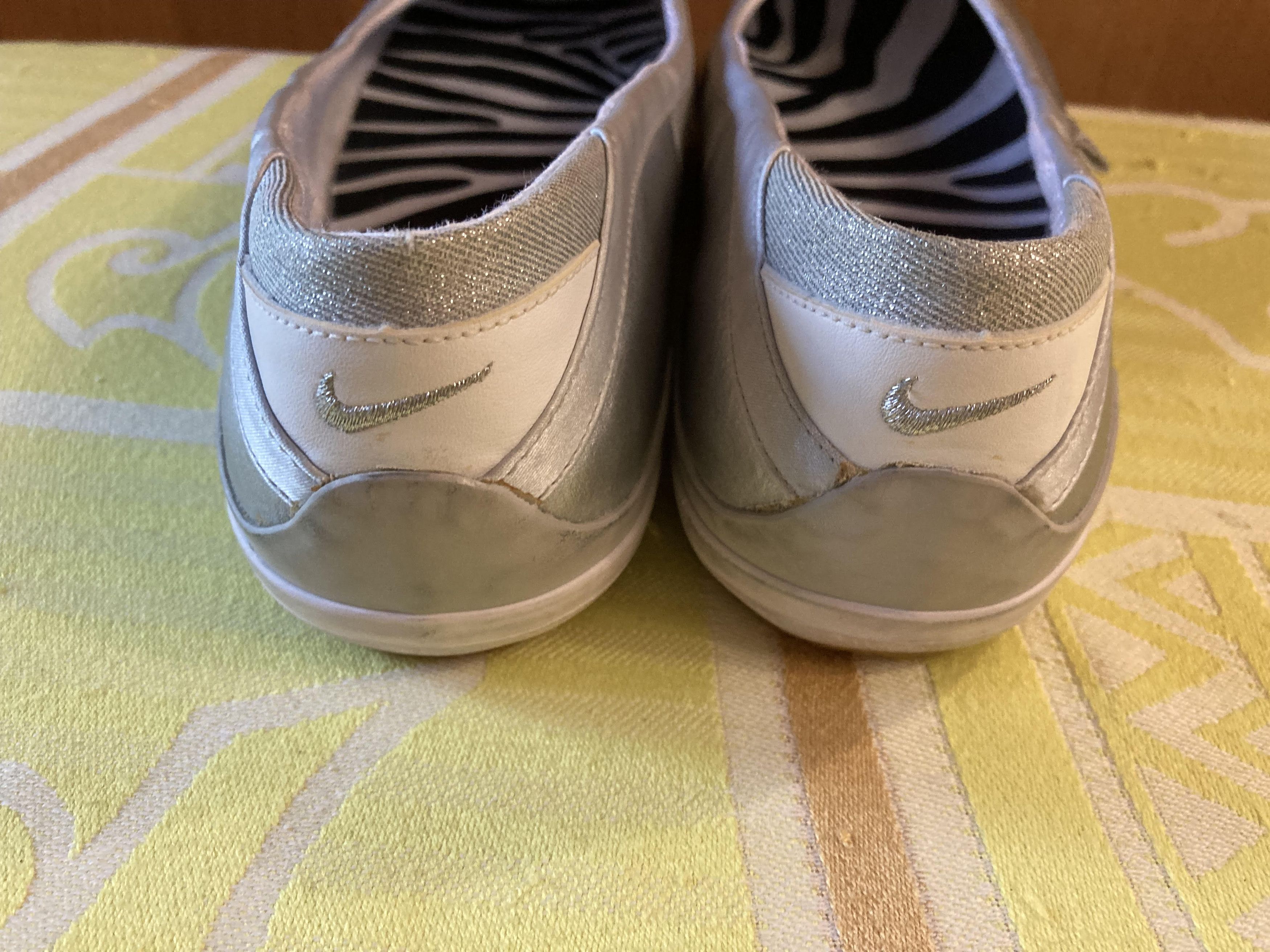 Nike × Vintage Nike Vintage Silver Ballet Flats Y2K Size US 8.5 / IT 38.5 - 11 Thumbnail