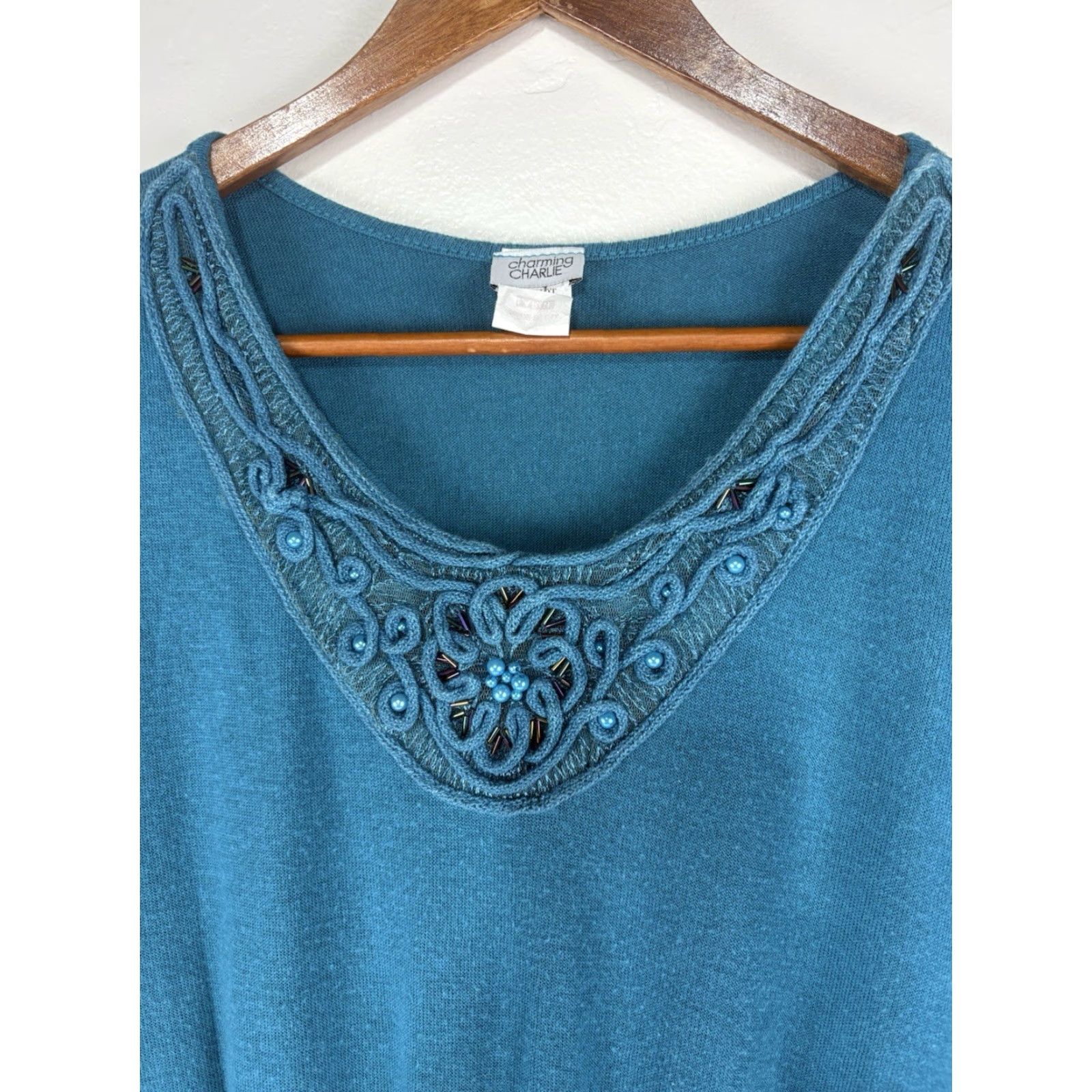 Vintage VINTAGE Charming Charlie Tunic Top Womens L USA Turquoise Beaded Flutter Sleeve Knit Blouse - 25in Length - 17in Pit to Pit - Regular Fit Size L / US 10 / IT 46 - 2 Thumbnail