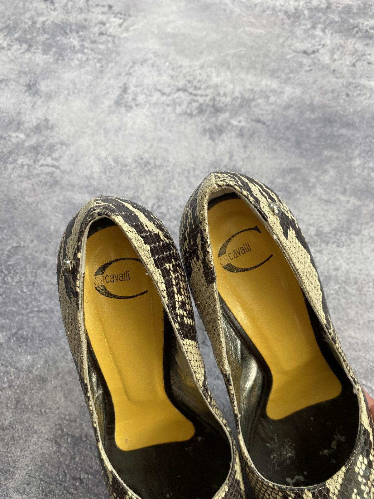 Just Cavalli Vintage Just Cavalli Heels Snake Print Shoes Made in Italy Size US 8 / IT 38 - 12 Thumbnail