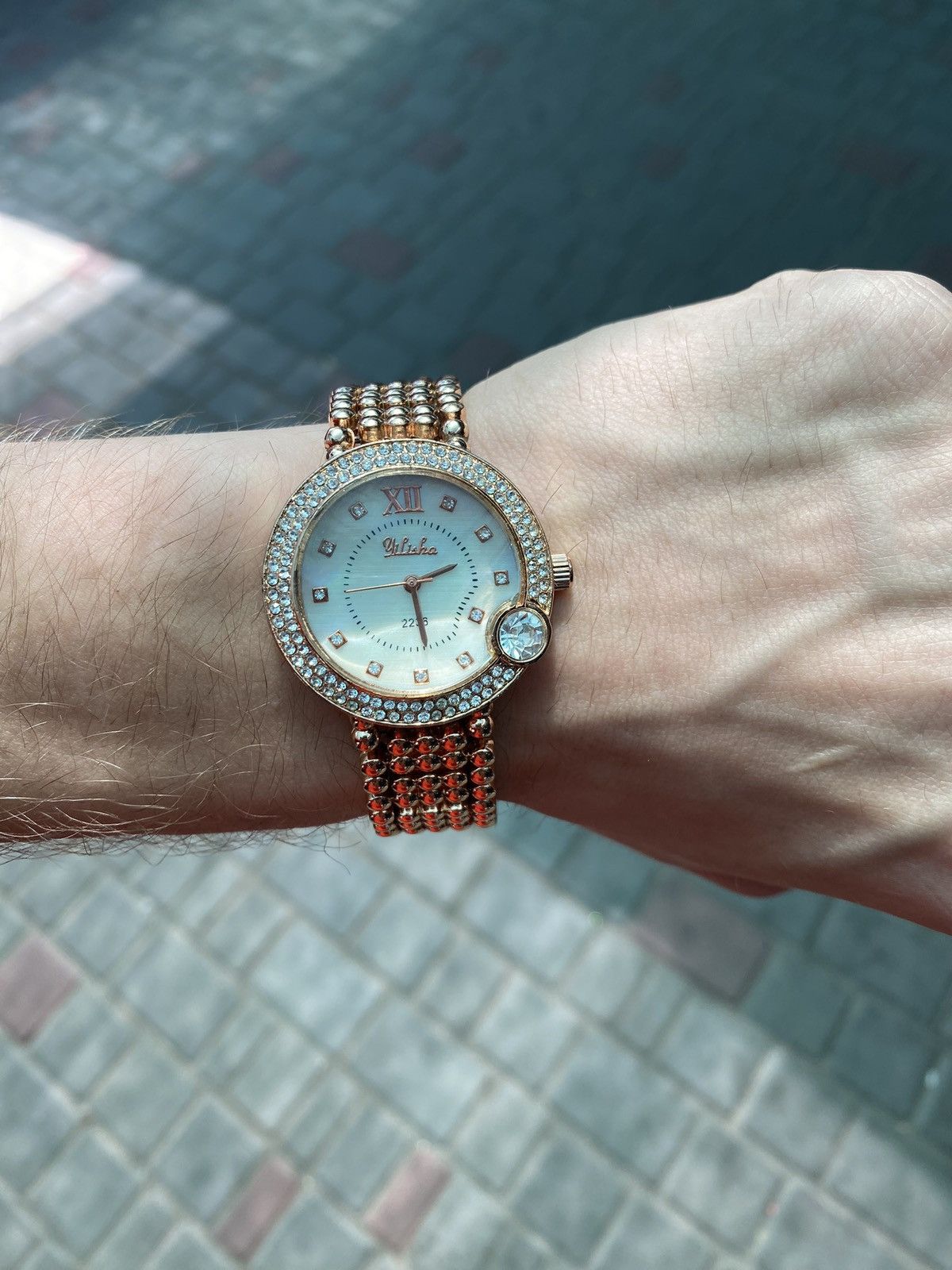 Vintage Glamorous Gold Watch - Bejeweled Beauty Size ONE SIZE - 5 Thumbnail