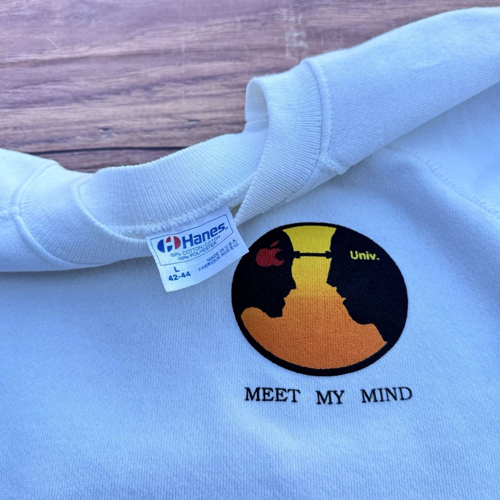Hanes VINTAGE Apple Sweatshirt Hanes L White 80s External Research “Meet My Mind” Steve Jobs Pullover Men L Size US L / EU 52-54 / 3 - 4 Thumbnail