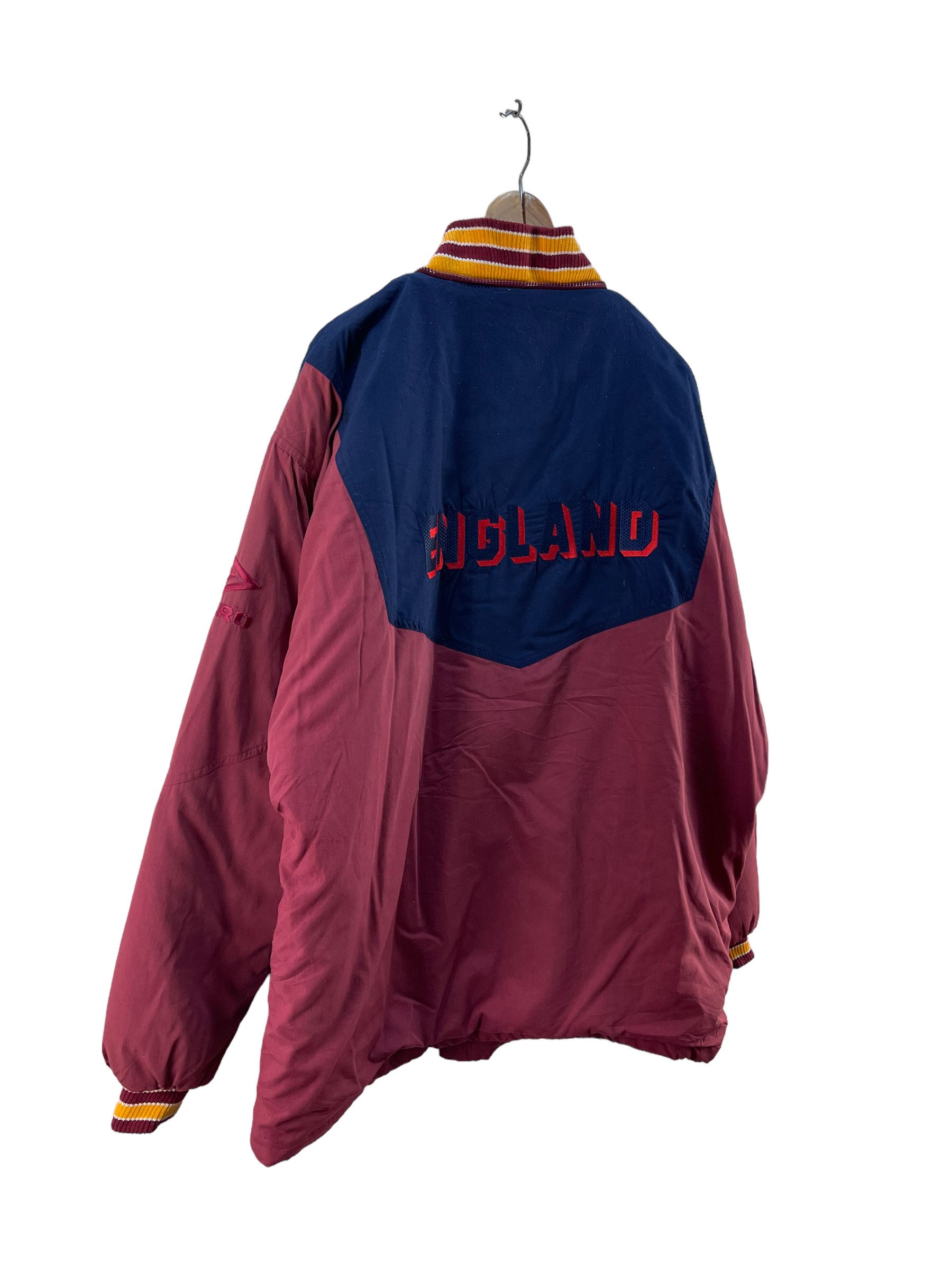 Umbro Vintage Umbro England Fireman Jacket Size US L / EU 52-54 / 3 - 7 Thumbnail