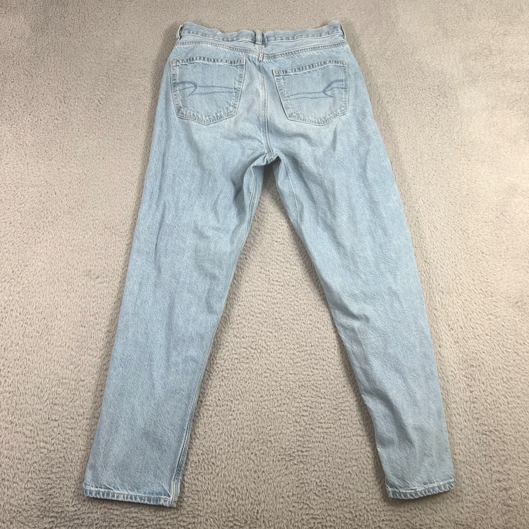 American Eagle Outfitters VINTAGE American Eagle Womens Jeans Mom Fit 6 Light Wash Blue High Rise Relaxed Denim Size 28" / US 6 / IT 42 - 7 Thumbnail