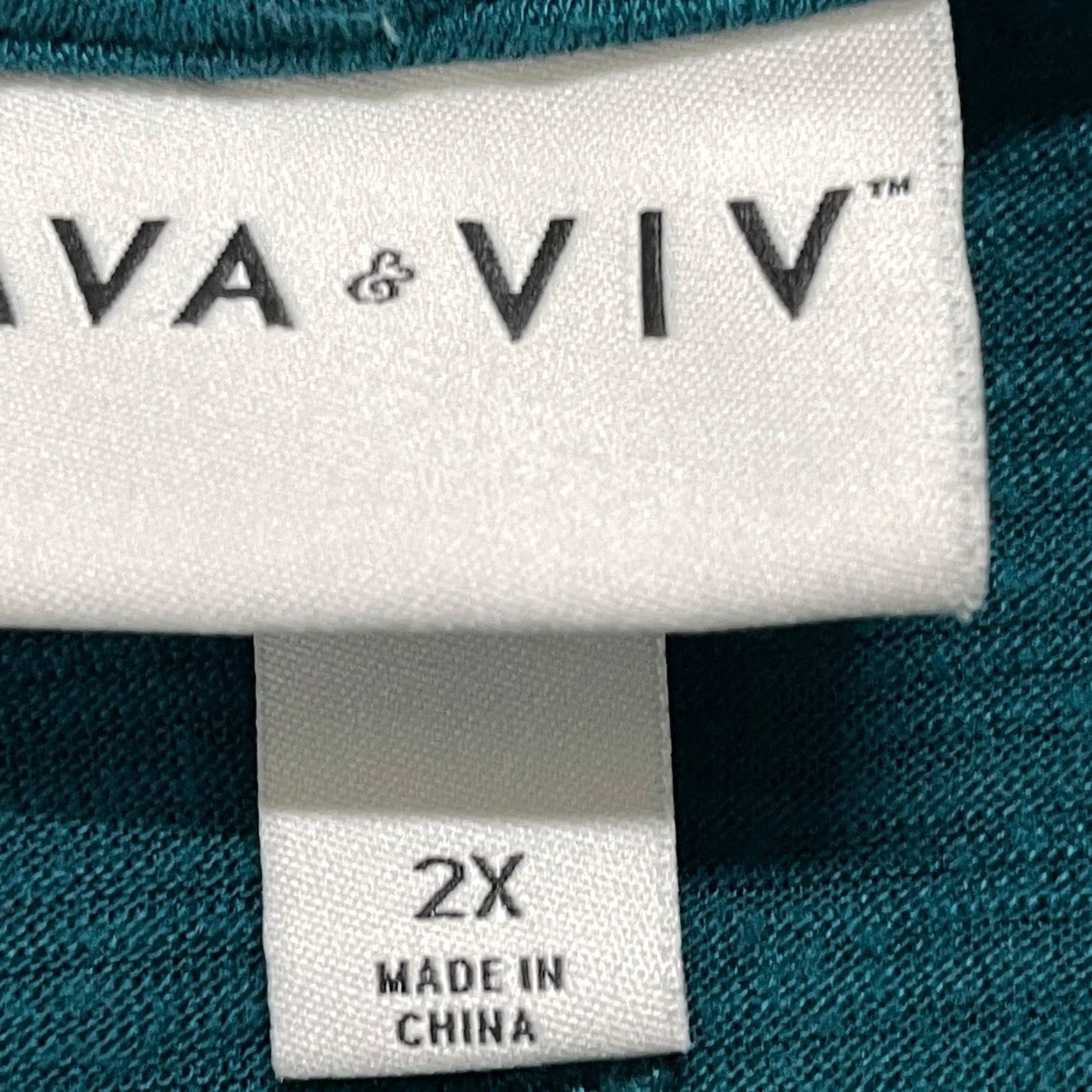Vintage Ava & Viv Blouse Women 2X Green Short Sleeve Minimalist Casual Pilling V-Neck Pullover Shirt Size XXL / US 16-18 / IT 52-54 - 4 Thumbnail