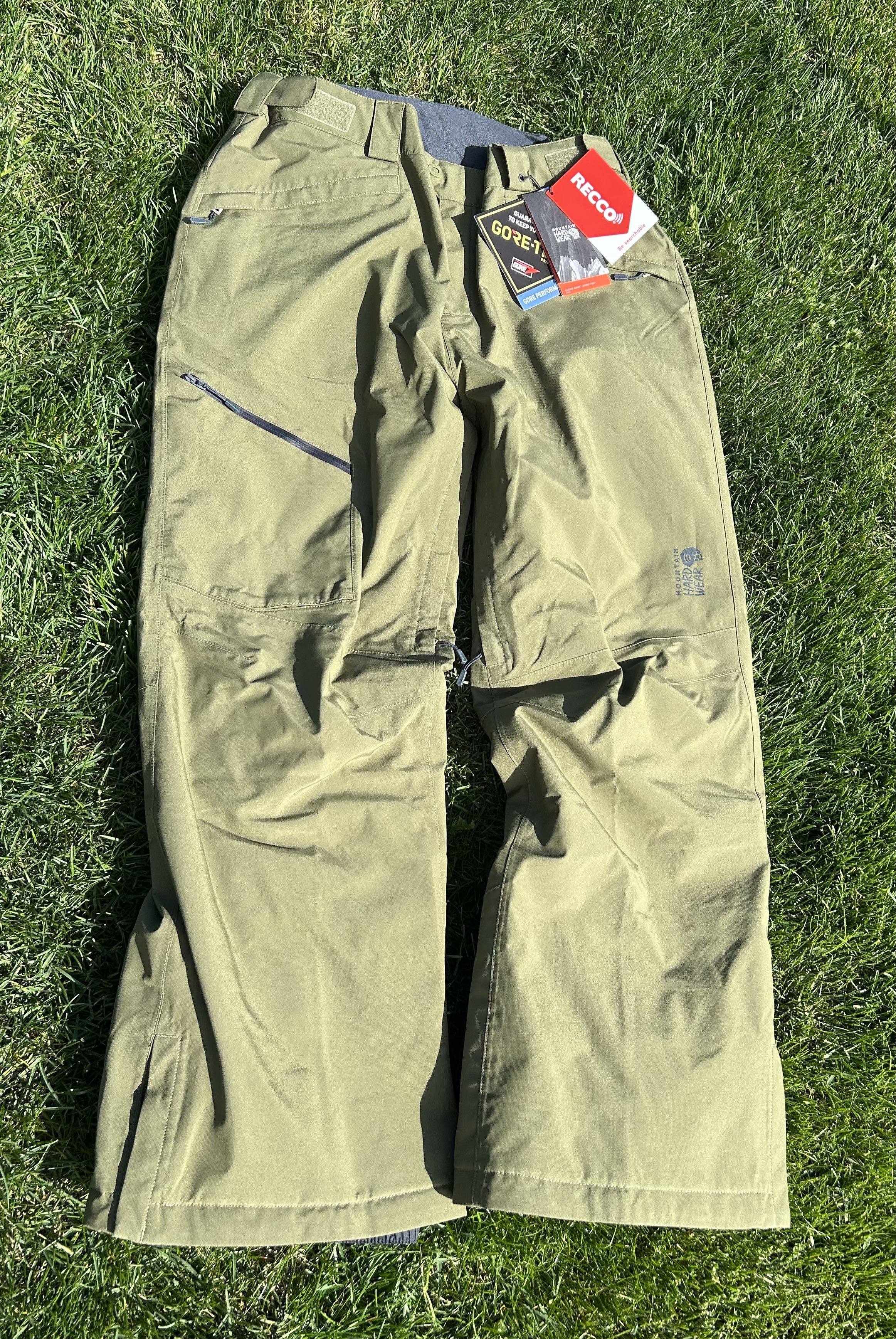 Mountain Hardwear **BNWT** Cloud Bank GORE-TEX pant Size US XL / EU 56 / 4 - 1 Thumbnail