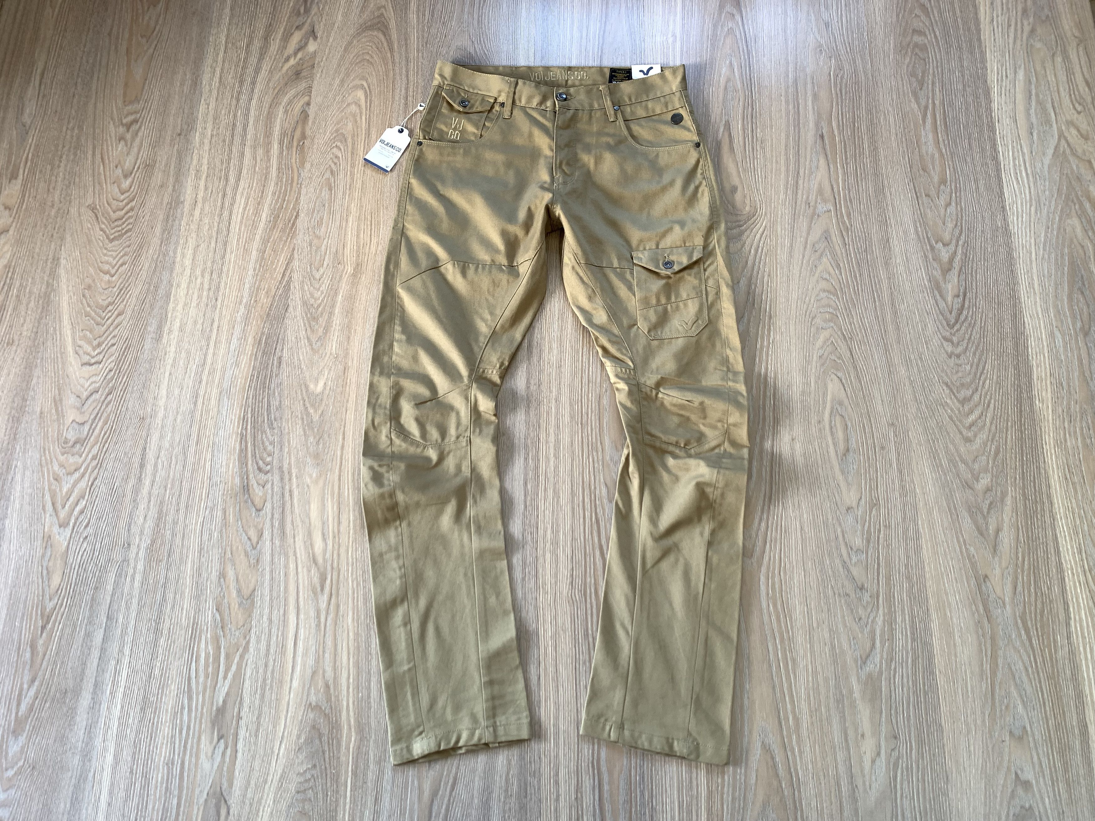 Voi Jeans Sparrow Chino Pants Curved Leg