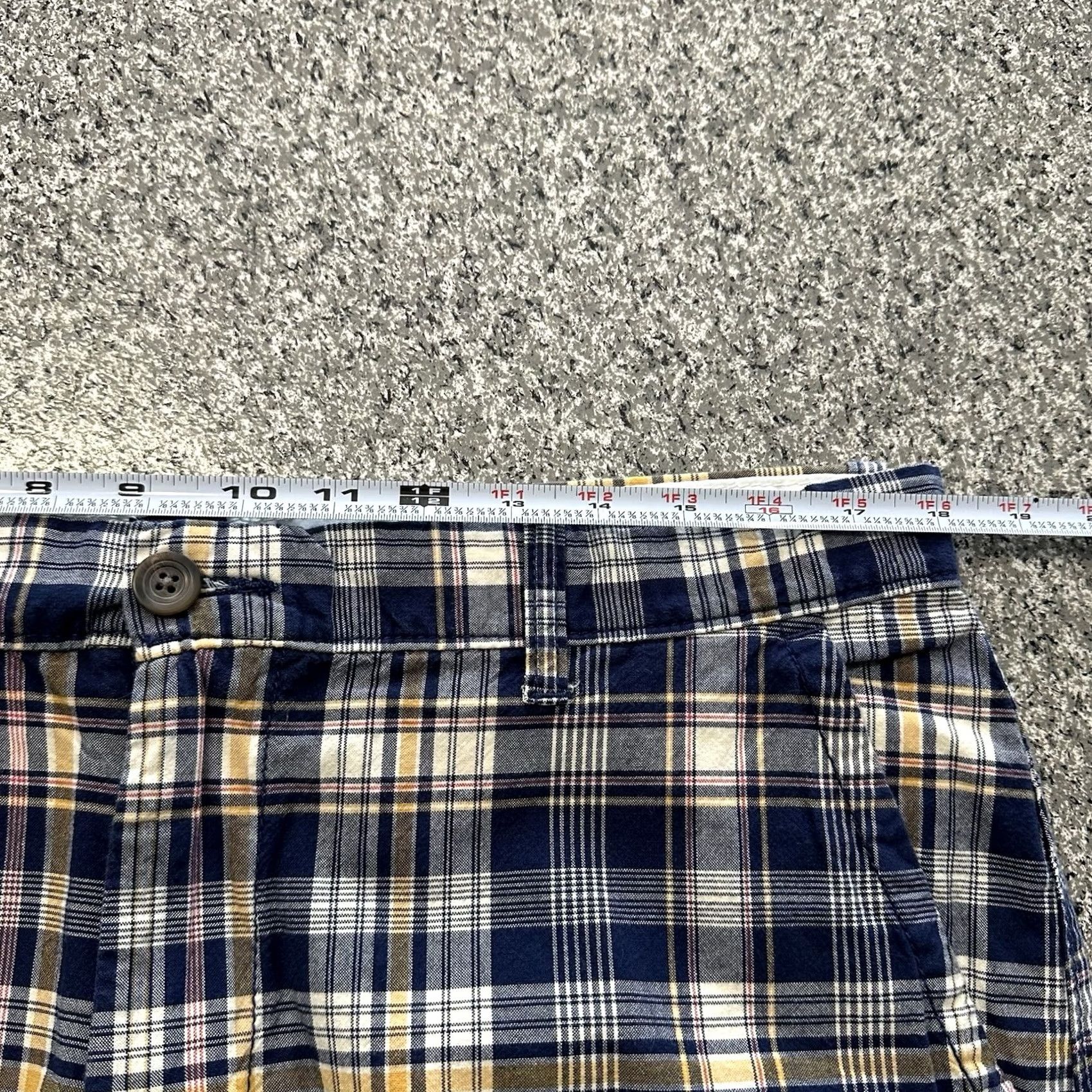 Gap Gap Shorts Mens 36 Navy Plaid Flat Front 10” Inseam Pockets Cotton Casual Size US 35 - 5 Thumbnail