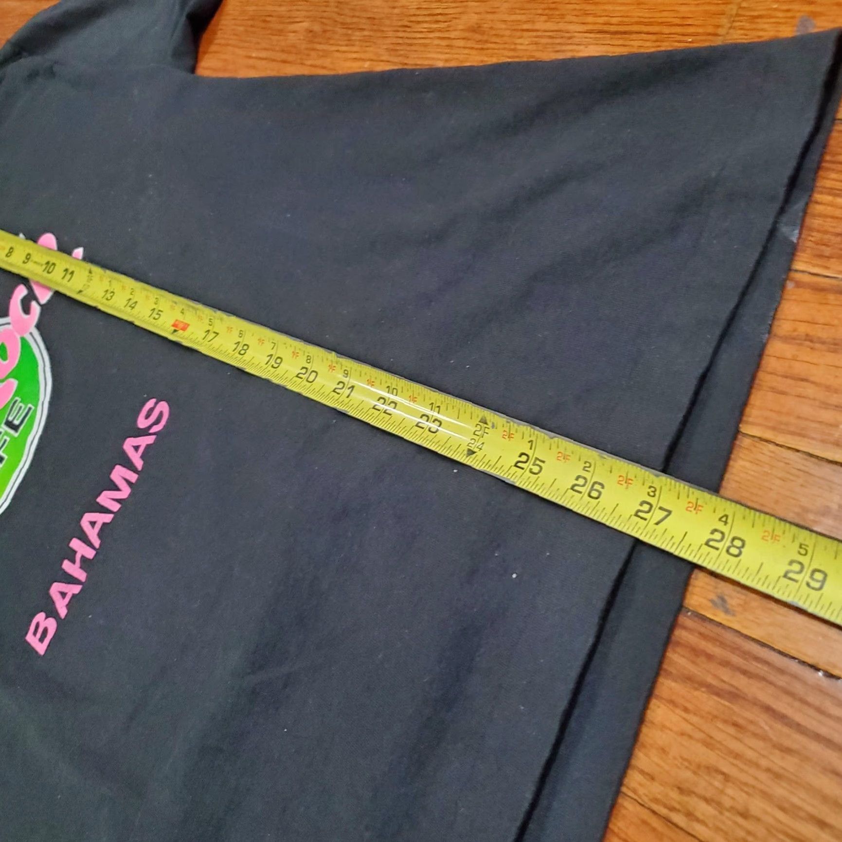 Fruit Of The Loom VINTAGE Hard Rock Cafe Shirt Mens XL Black Bahamas Made USA T-Shirt Tee 90s Size US XL / EU 56 / 4 - 5 Thumbnail