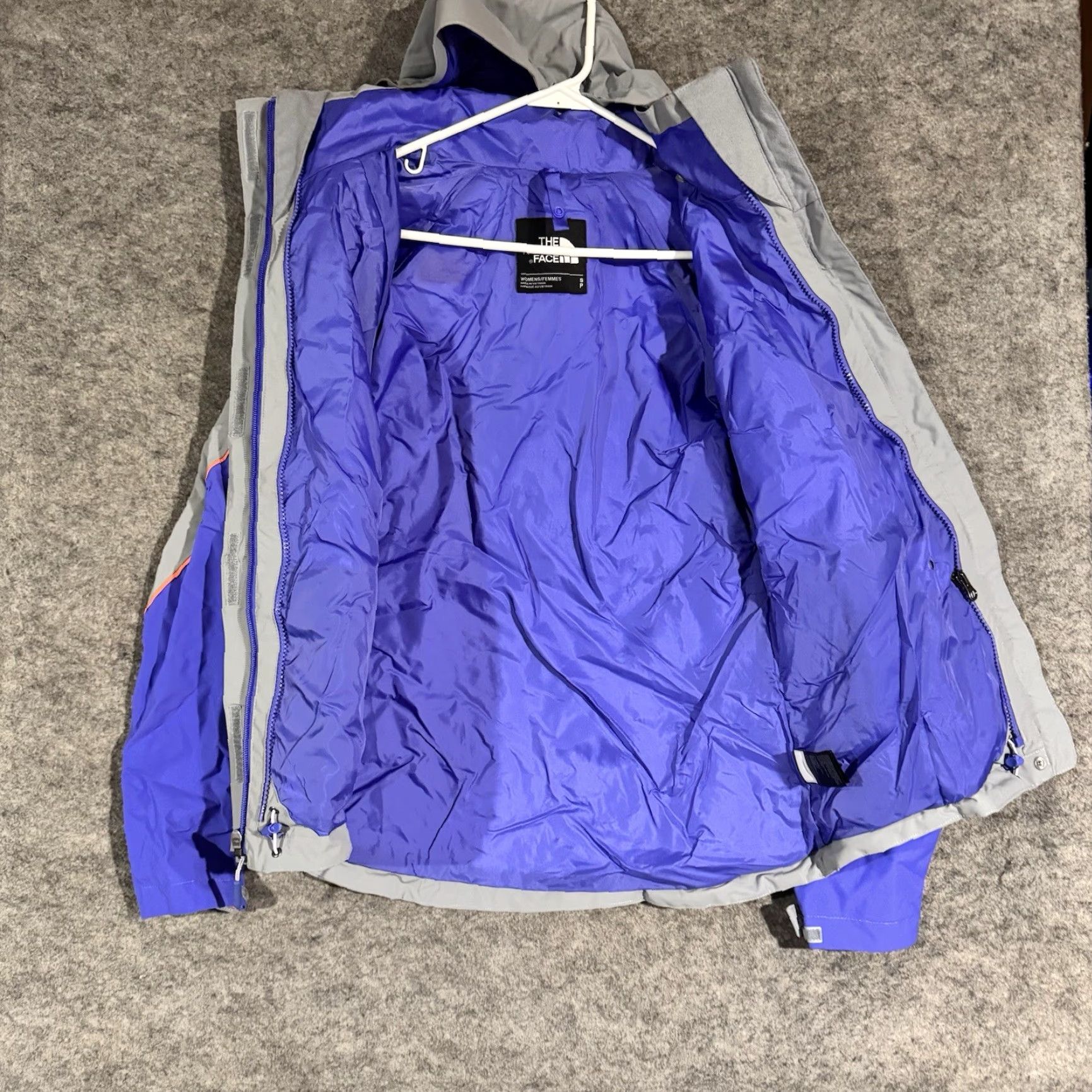 The North Face The North Face Hoodie Jacket Womens Small Windbreaker Lightweight Outdoor 2015 Size S / US 4 / IT 40 - 4 Thumbnail