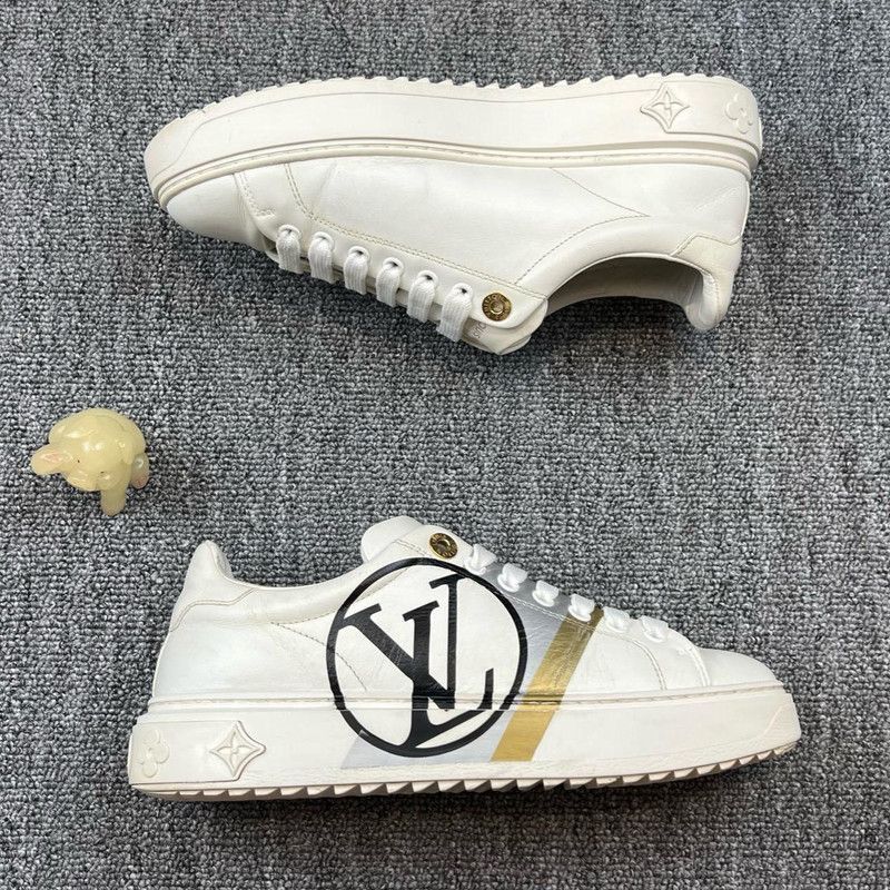 Louis Vuitton Louis Vuitton Classic Logo Round Toe Sneakers - Size US 6.5 / EU 39-40 - 5 Thumbnail