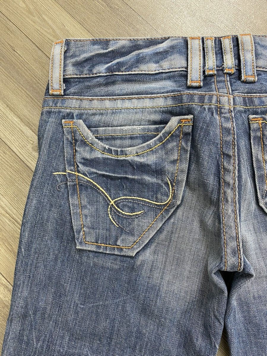 If Six Was Nine 2000s Venus Edwin Distressed Punk Faded Bootcut Flared Jeans Size US 30 / EU 46 - 12 Thumbnail