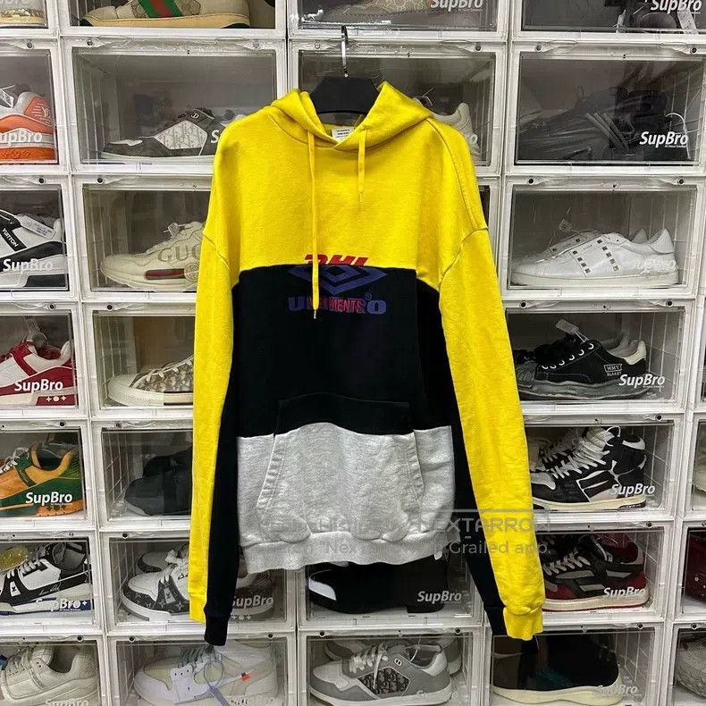 Vetements Vetements Sweatshirt Size US L / EU 52-54 / 3 - 1 Thumbnail