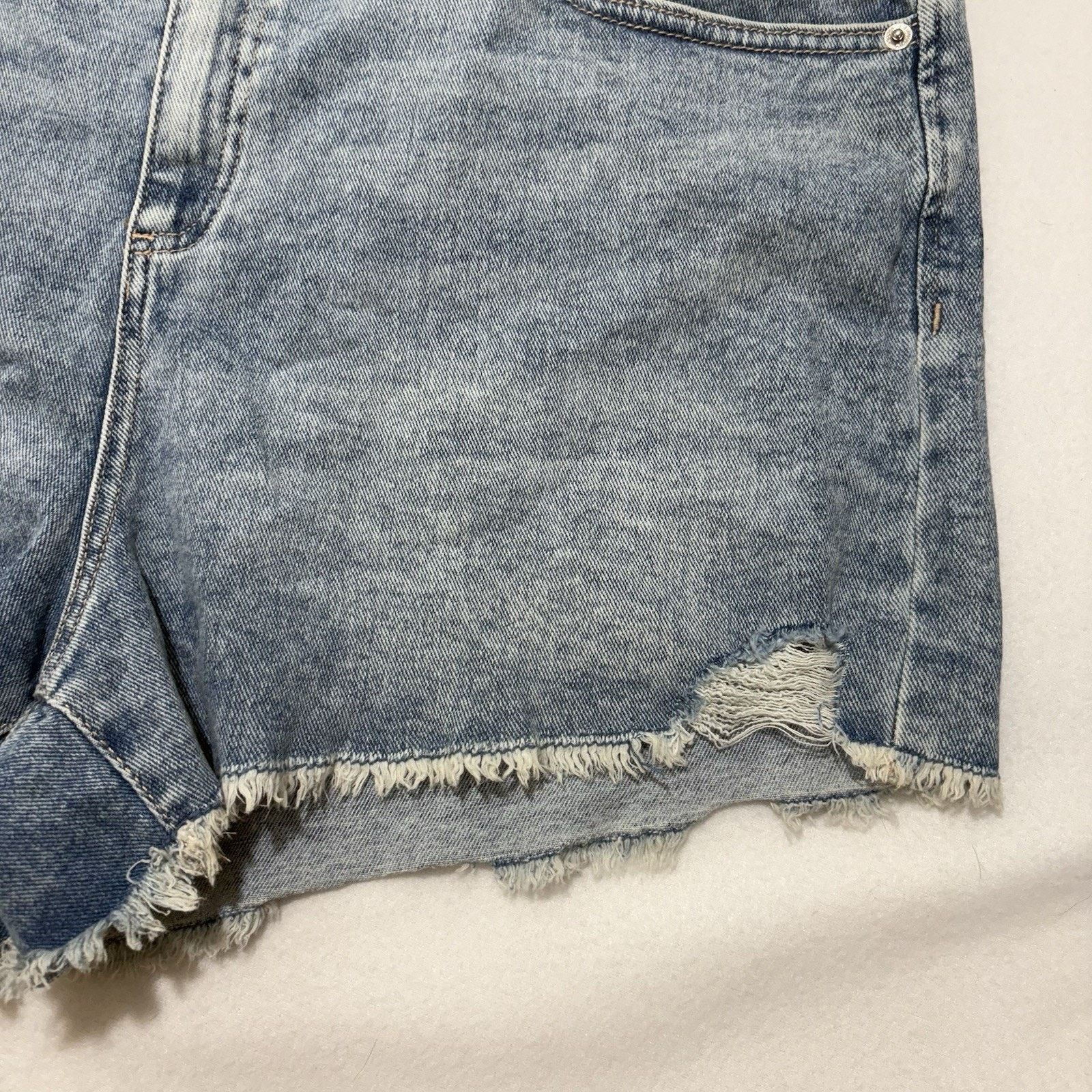 Other INC Denim 18 High Rise Jean Shorts 3” Inseam Frayed Ripped Size 40" / US 18 - 4 Thumbnail