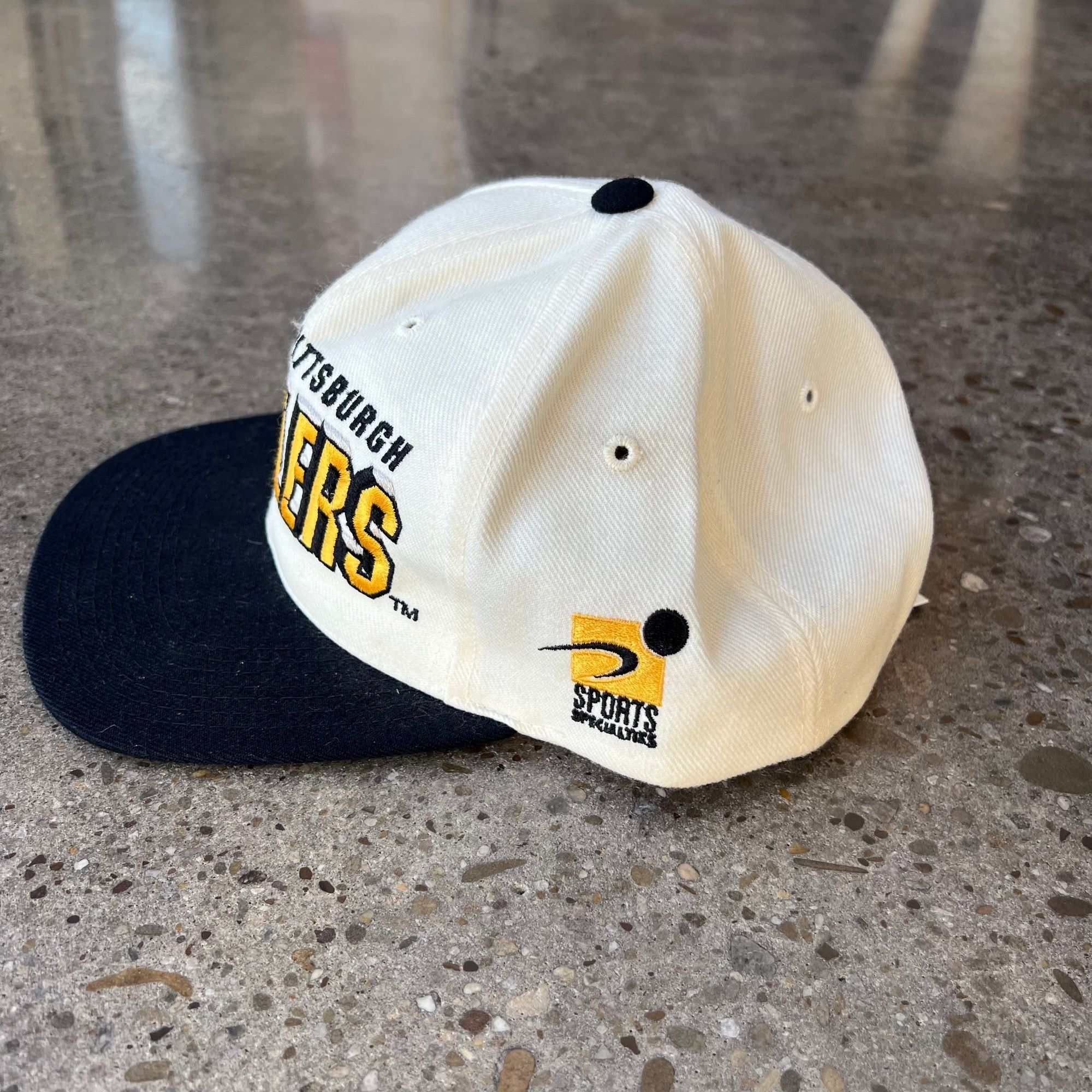 Vintage Sports Specialties Shadow Pittsburgh Steelers NFL Fo