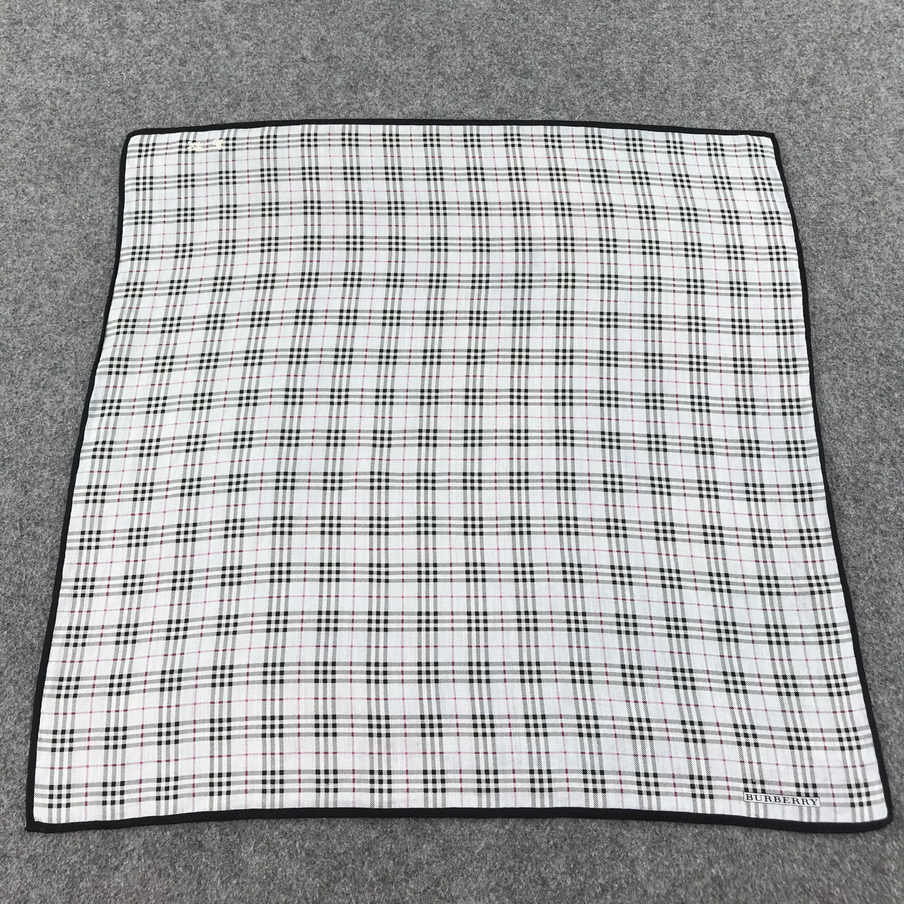 Burberry Burberry Handkerchief Neckerchief Bandana H129 Size ONE SIZE - 1 Thumbnail
