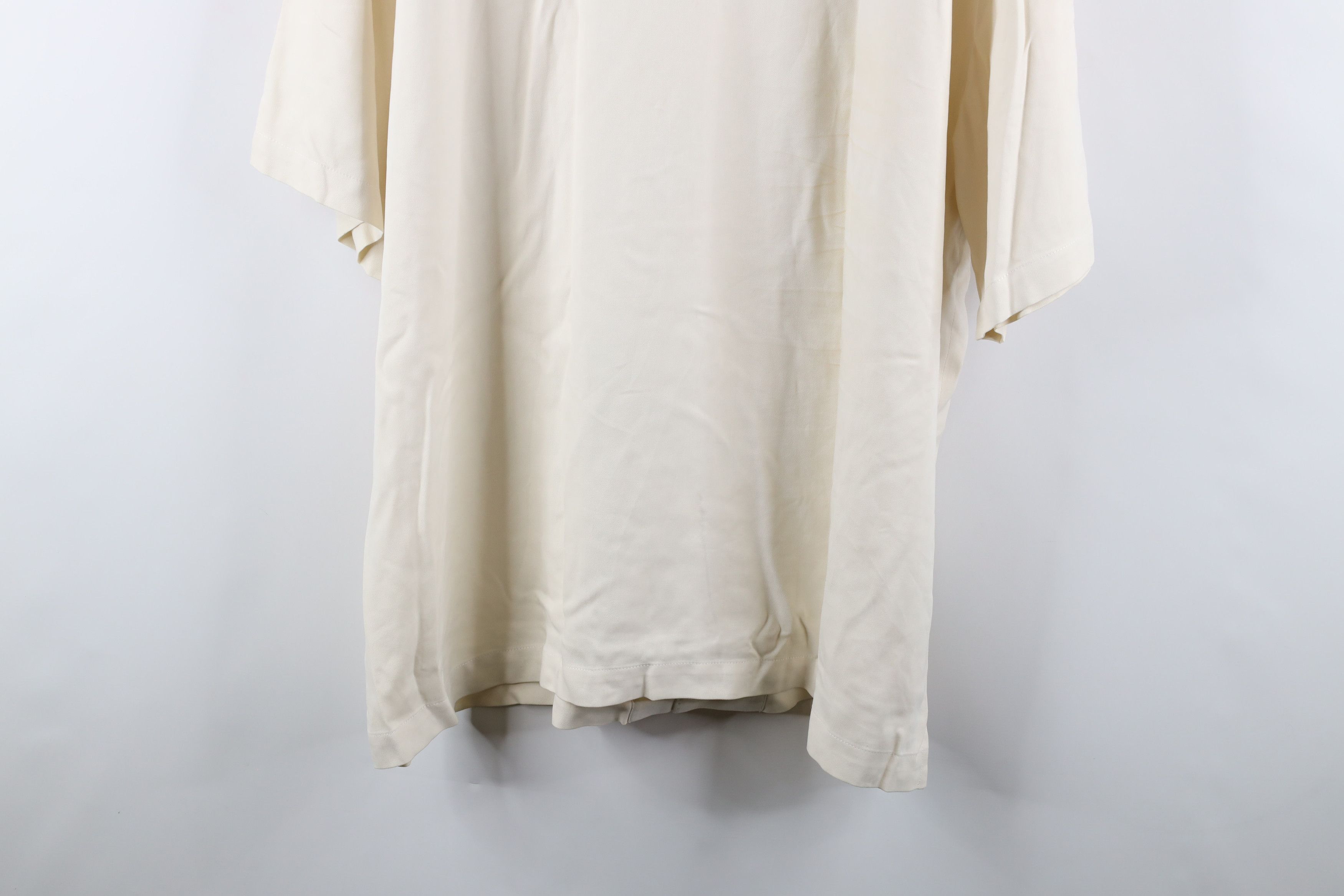 Tommy Bahama Tommy Bahama Short Sleeve Loop Collar Button Shirt Cream Size US XXL / EU 58 / 5 - 12 Thumbnail